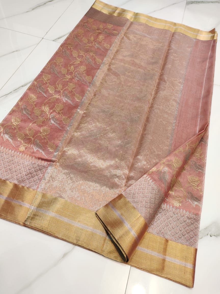 Handwoven Pink Elegant Dusty Rose Pink with Dual Zari Floral and Geometric Weaving Chanderi Pattu Silk Saree - Authentic Chanderi silk sarees Chanderi Saree - View 3