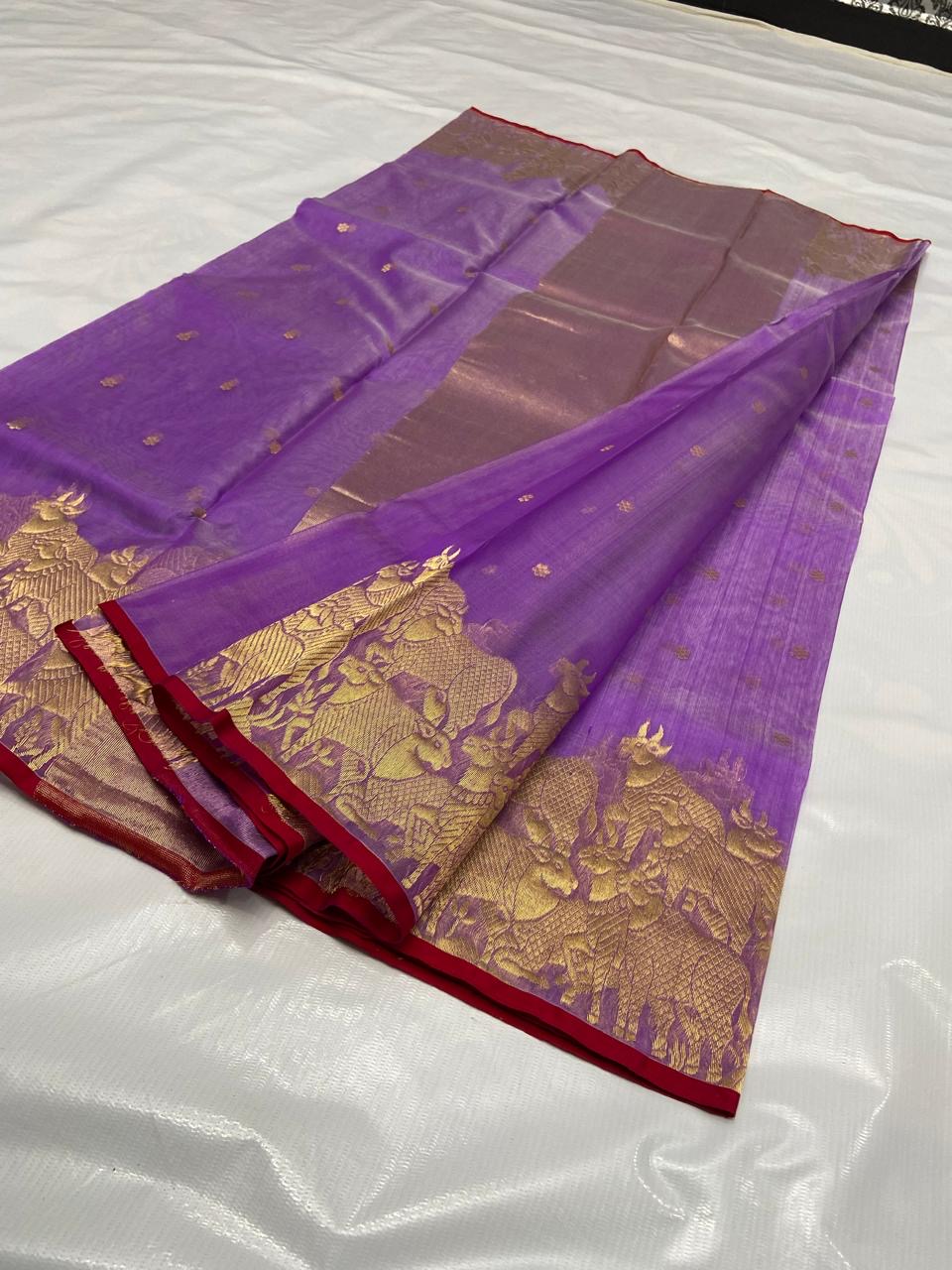 Handwoven Gold Lavender Pure Silk Saree with Rich Gold Zari Organza Chanderi Katan Silk Saree - Authentic Chanderi silk sarees Chanderi Saree - View 2