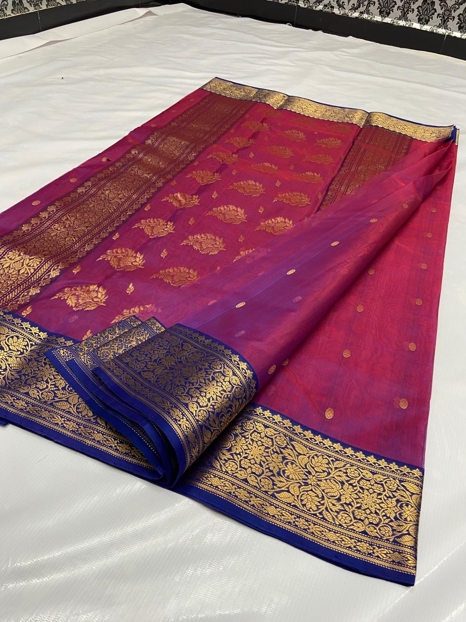 Handwoven Gold Magenta with Royal Blue and Gold Paisley Border Organza Chanderi Katan Silk Saree - Authentic Chanderi silk sarees Chanderi Saree - View 2