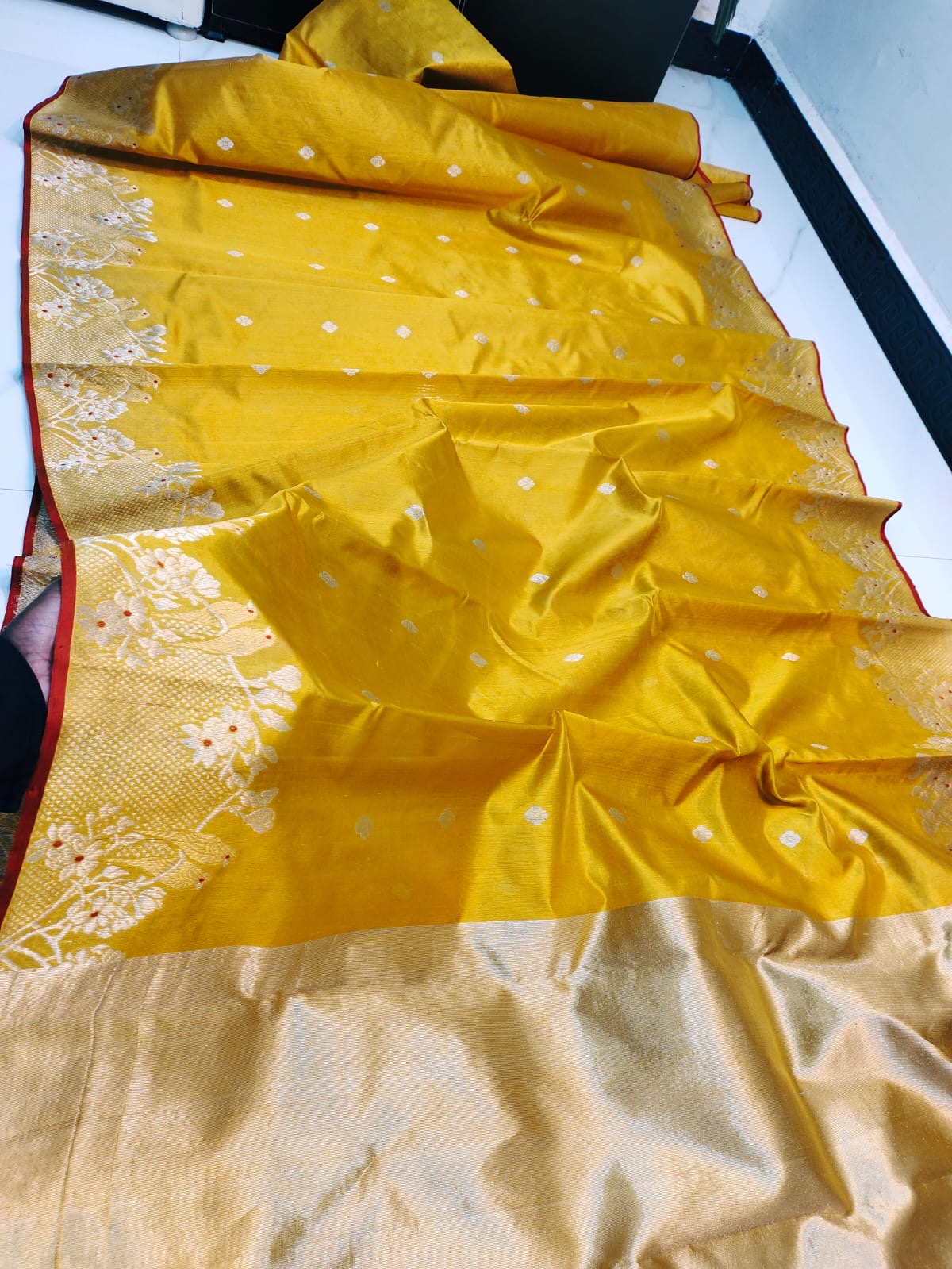 Radiant Mustard Yellow Chanderi with Silver Zari Scalloped Border Chanderi Pattu Silk Saree - Handloom Chanderi Saree