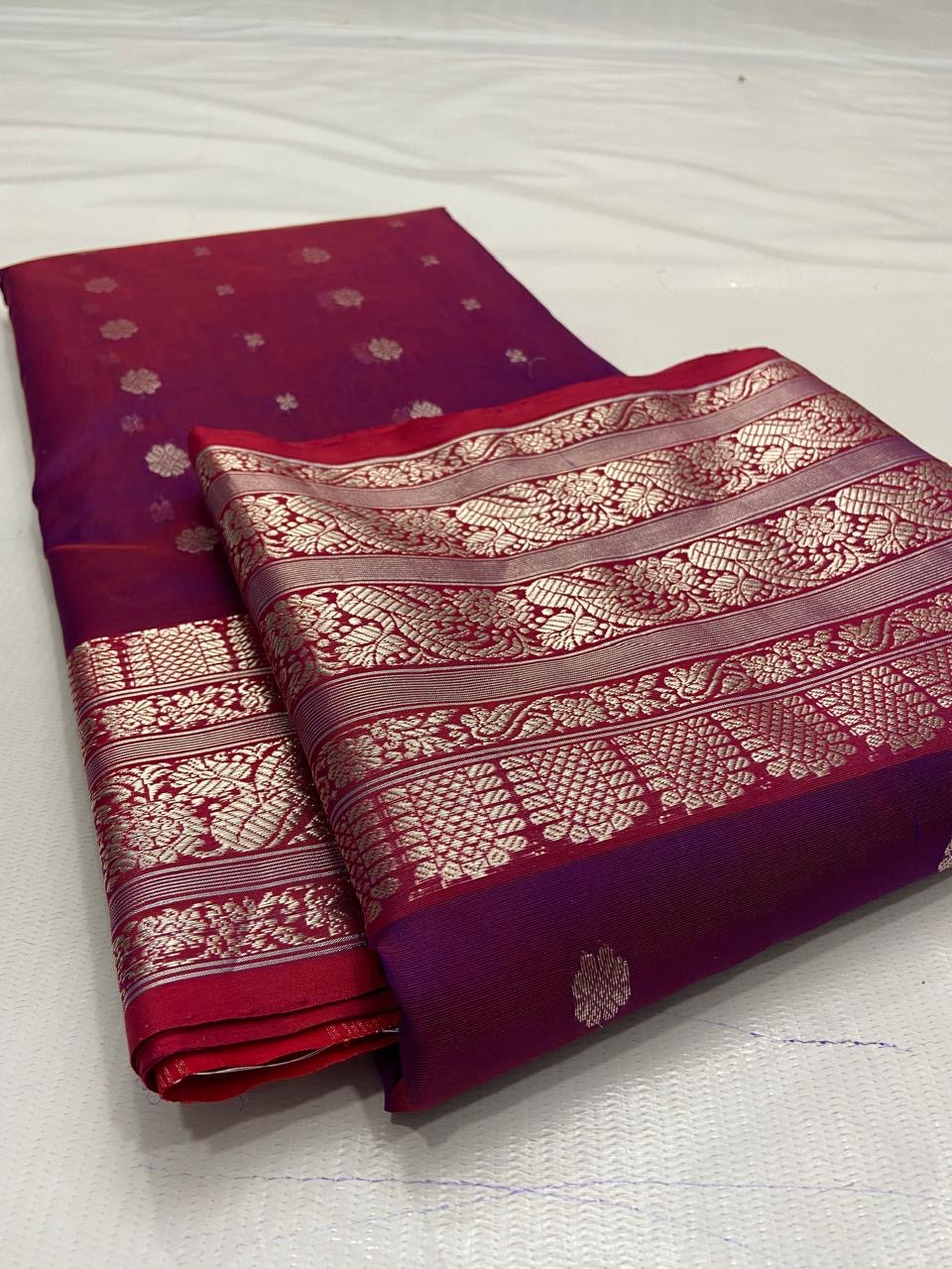 Handwoven Purple Royal Deep Purple with Grand Red and Gold Zari Border Organza Chanderi Katan Silk Saree - Authentic Chanderi silk sarees Chanderi Saree - View 2