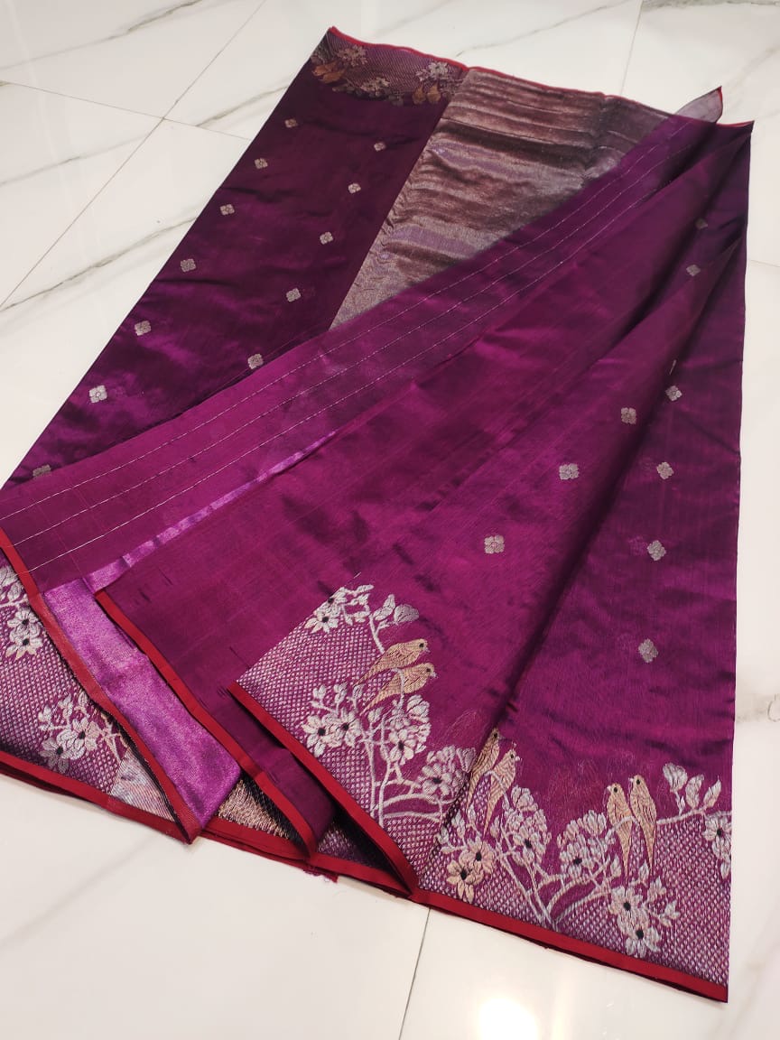 Handwoven Silver Royal Magenta with Artistic Silver Zari Birds on branch Border Chanderi Pattu Silk Saree - Authentic Chanderi silk sarees Chanderi Saree - View 2