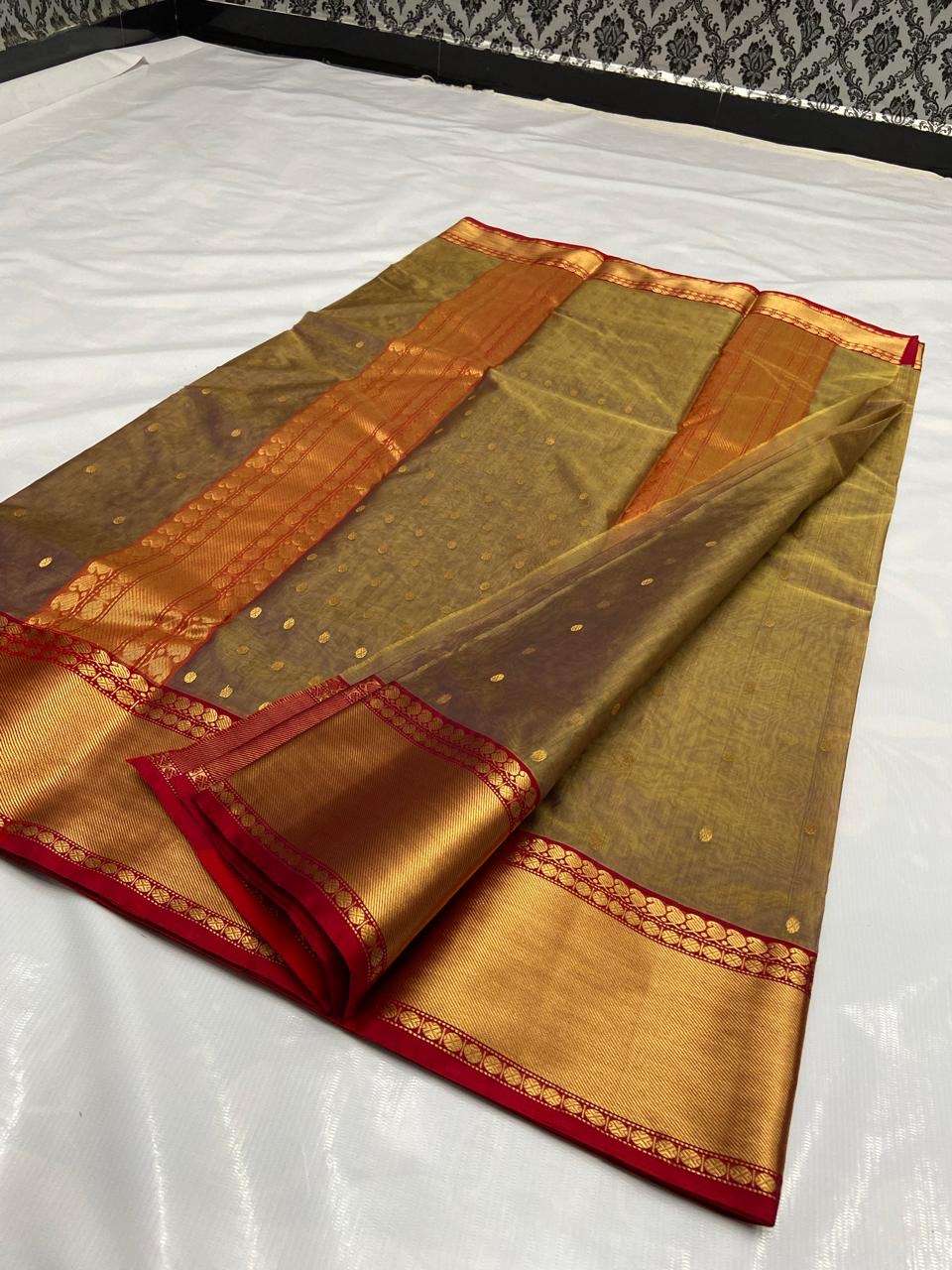 Handwoven Gold Smoky mauve with red and gold zari border Organza Chanderi Katan Silk Saree - Authentic Chanderi silk sarees Chanderi Saree - View 2