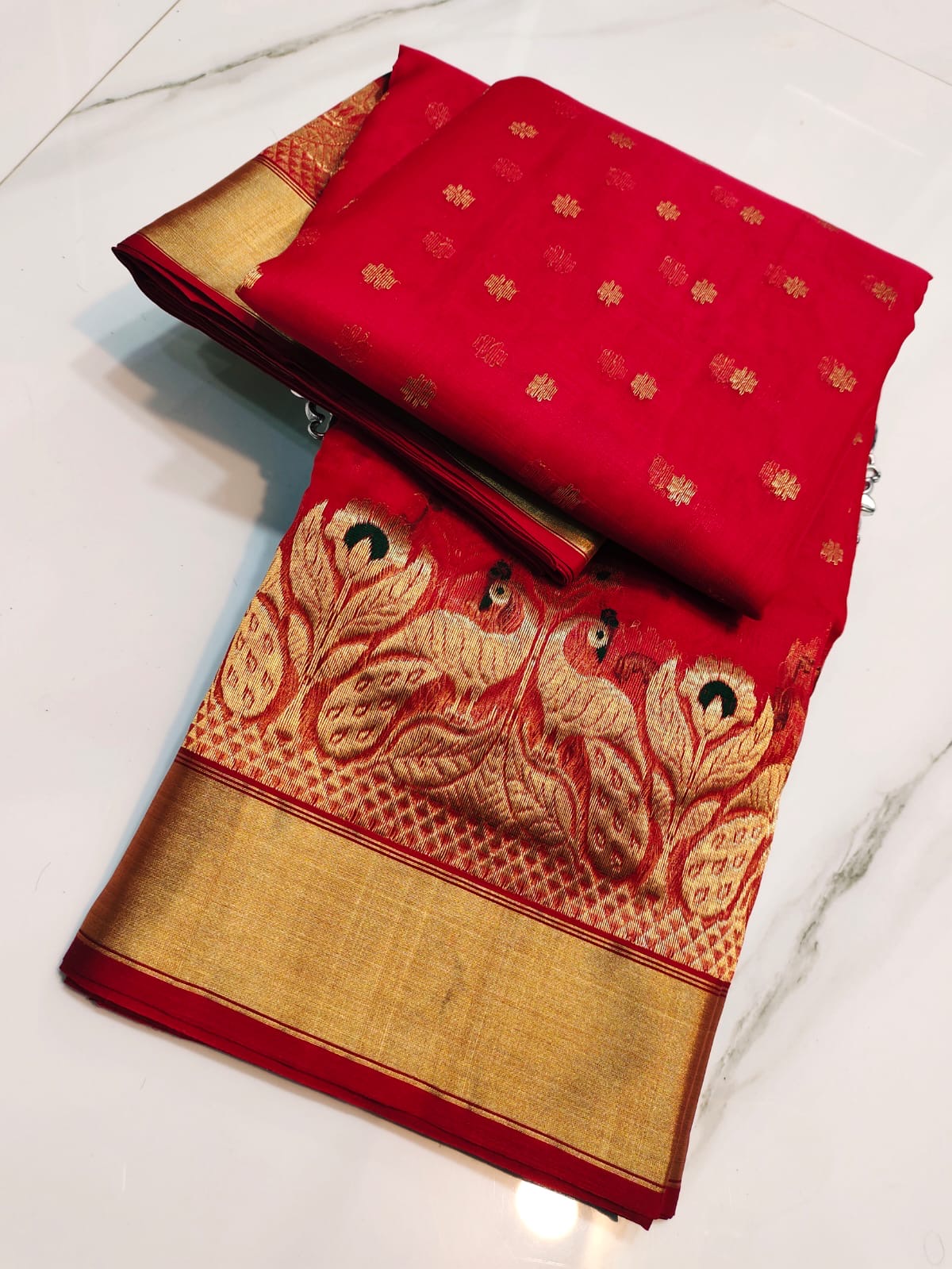 Handwoven Red Vermilion Red with Peacock Meenakari Border Organza Chanderi Katan Silk Saree - Authentic Chanderi silk sarees Chanderi Saree - View 3