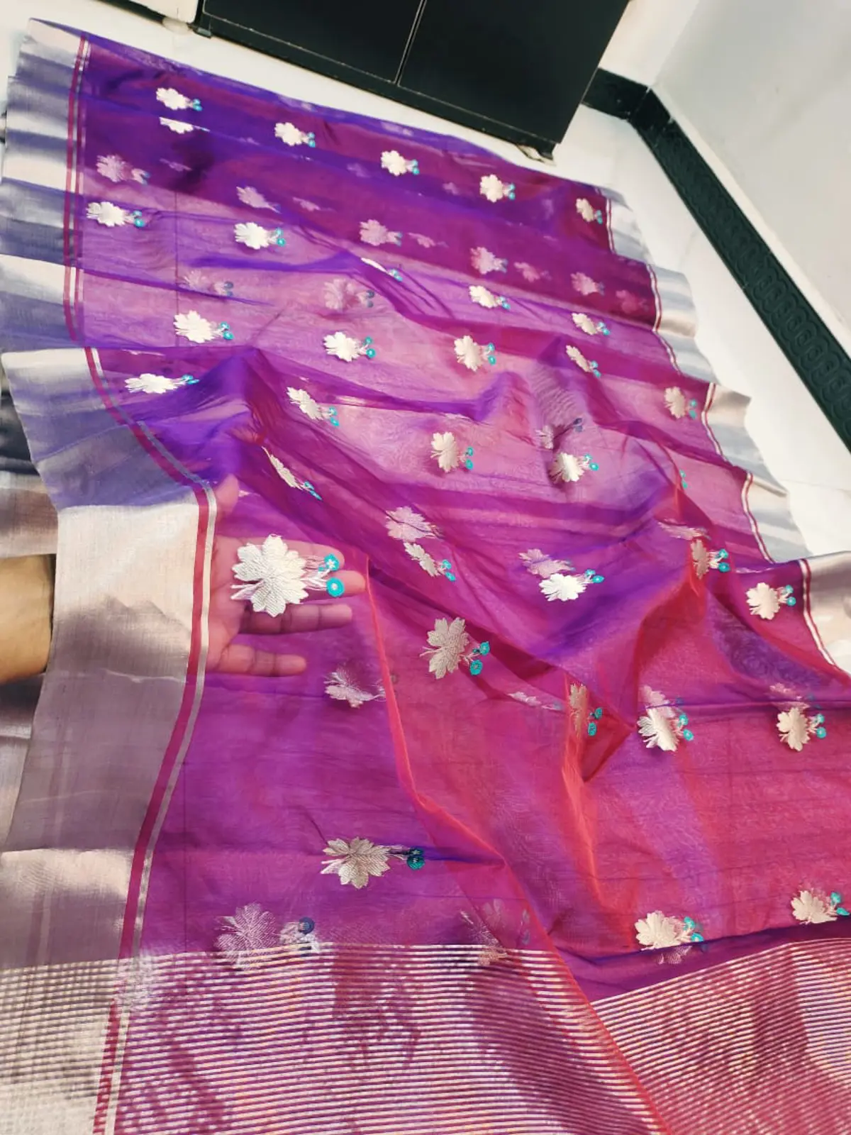 Handwoven Amethyst Purple & Silver Amethyst Bloom with Silver Floral Motifs Kataan Silk - Authentic Chanderi Silk Saree Chanderi Saree