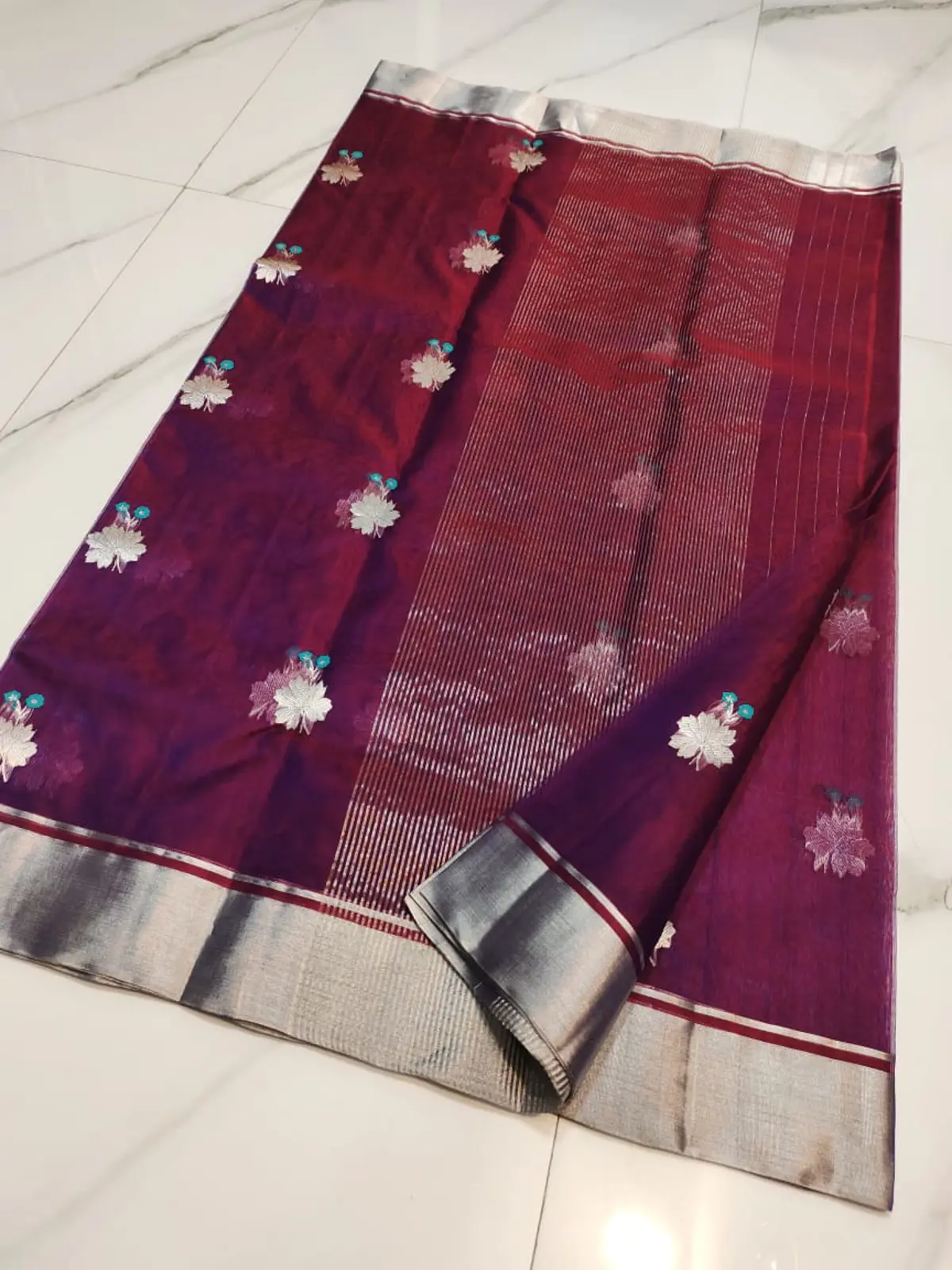 Handwoven Amethyst Purple & Silver Amethyst Bloom with Silver Floral Motifs Kataan Silk - Authentic Chanderi Silk Saree Chanderi Saree - View 4