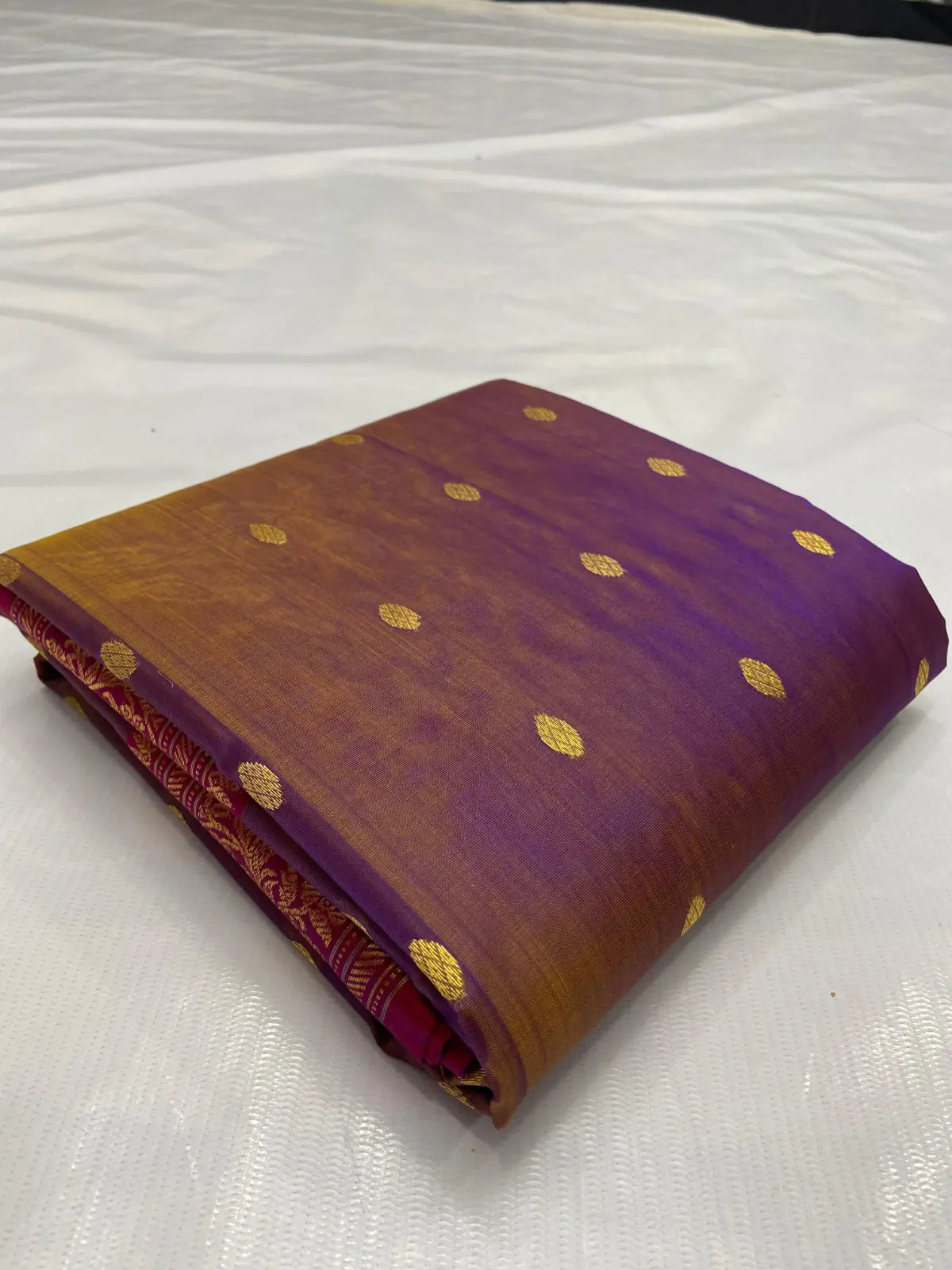 Amethyst Radiance with Golden Booti Kataan Silk - Handloom Chanderi Saree