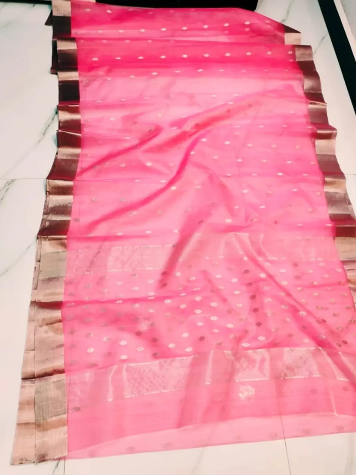 Cerise Radiance with Delicate Gold Zari Booti Kataan Silk - Handloom Chanderi Saree