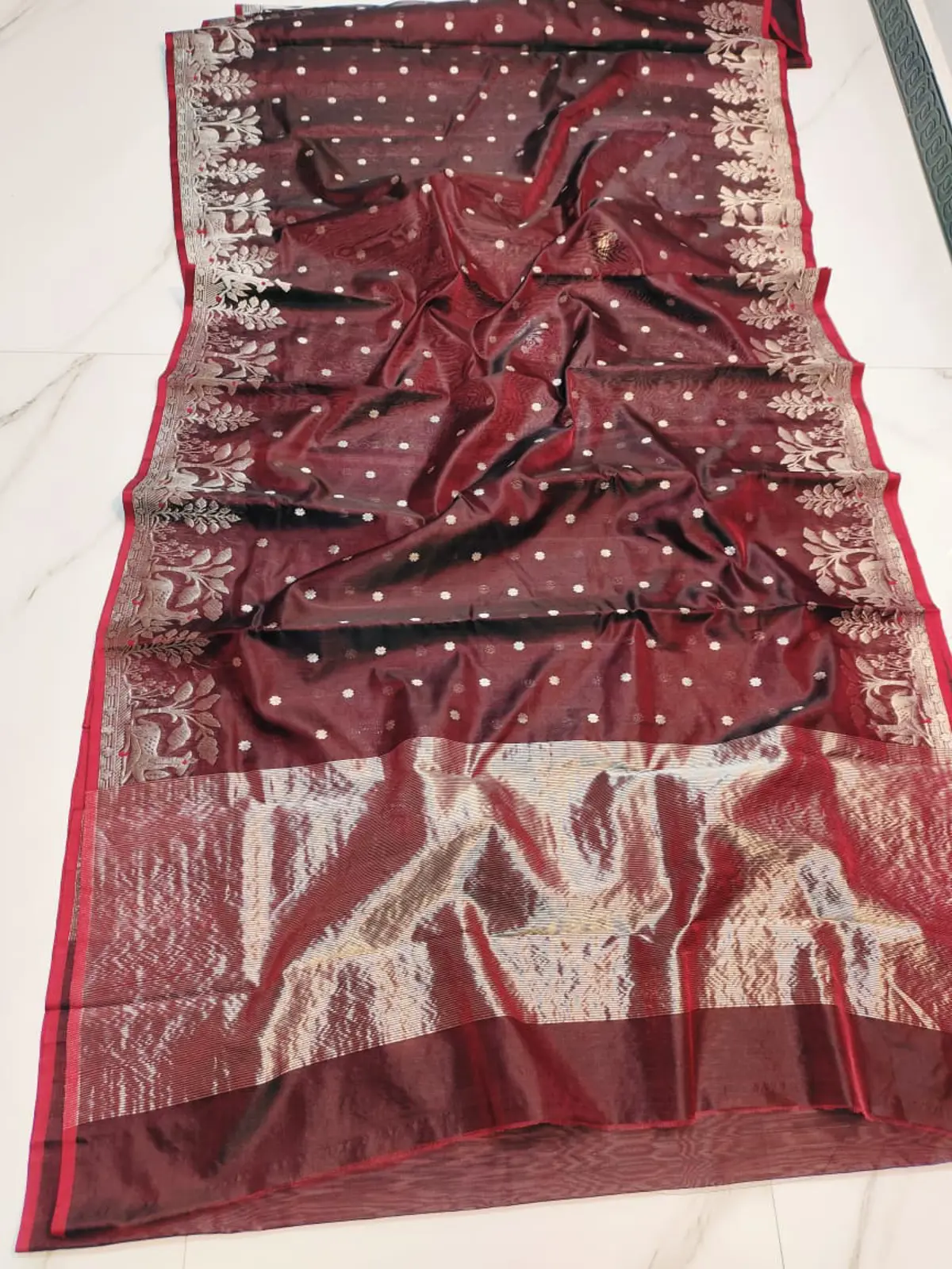 Handwoven Crimson & Silver Crimson Bloom with Silver Floral Booti Pattu Silk - Authentic Chanderi Silk Saree Chanderi Saree - View 2