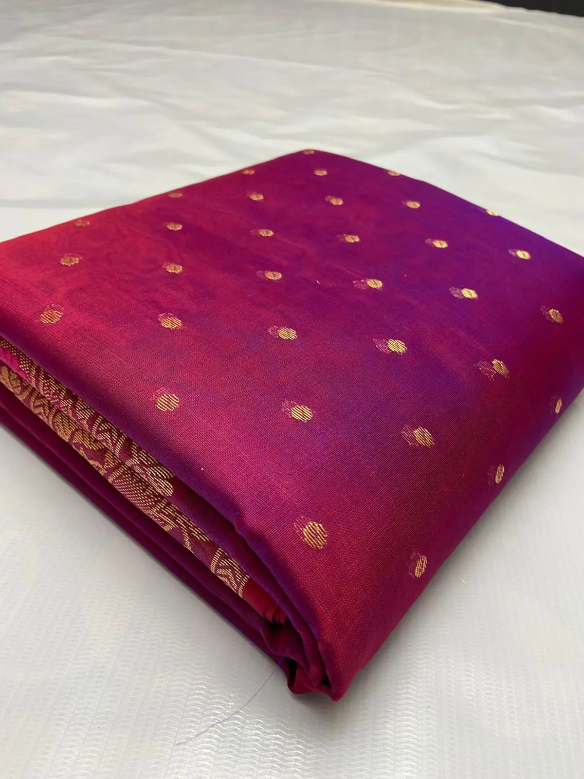 Handwoven Crimson Plum with Antique Gold Zari and Pink Accents Crimson Plum with Intricate Antique Gold Zari Floral Motifs Kataan Silk - Authentic Chanderi Silk Saree Chanderi Saree - View 5