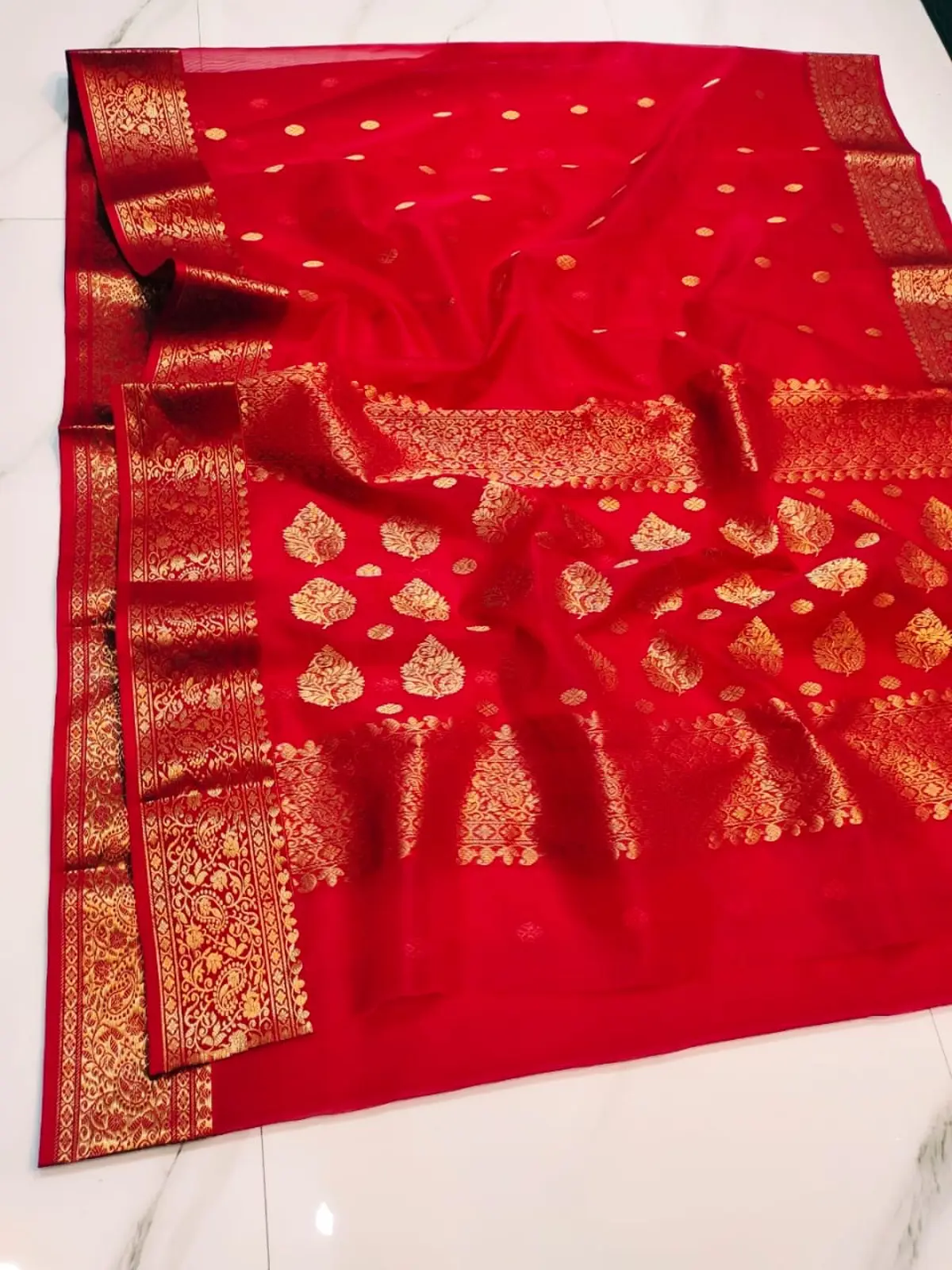 Handwoven Crimson Red & Antique Gold Crimson Radiance with Antique Gold Zari Buttis and Ornate Border Kataan Silk - Authentic Chanderi Silk Saree Chanderi Saree - View 4
