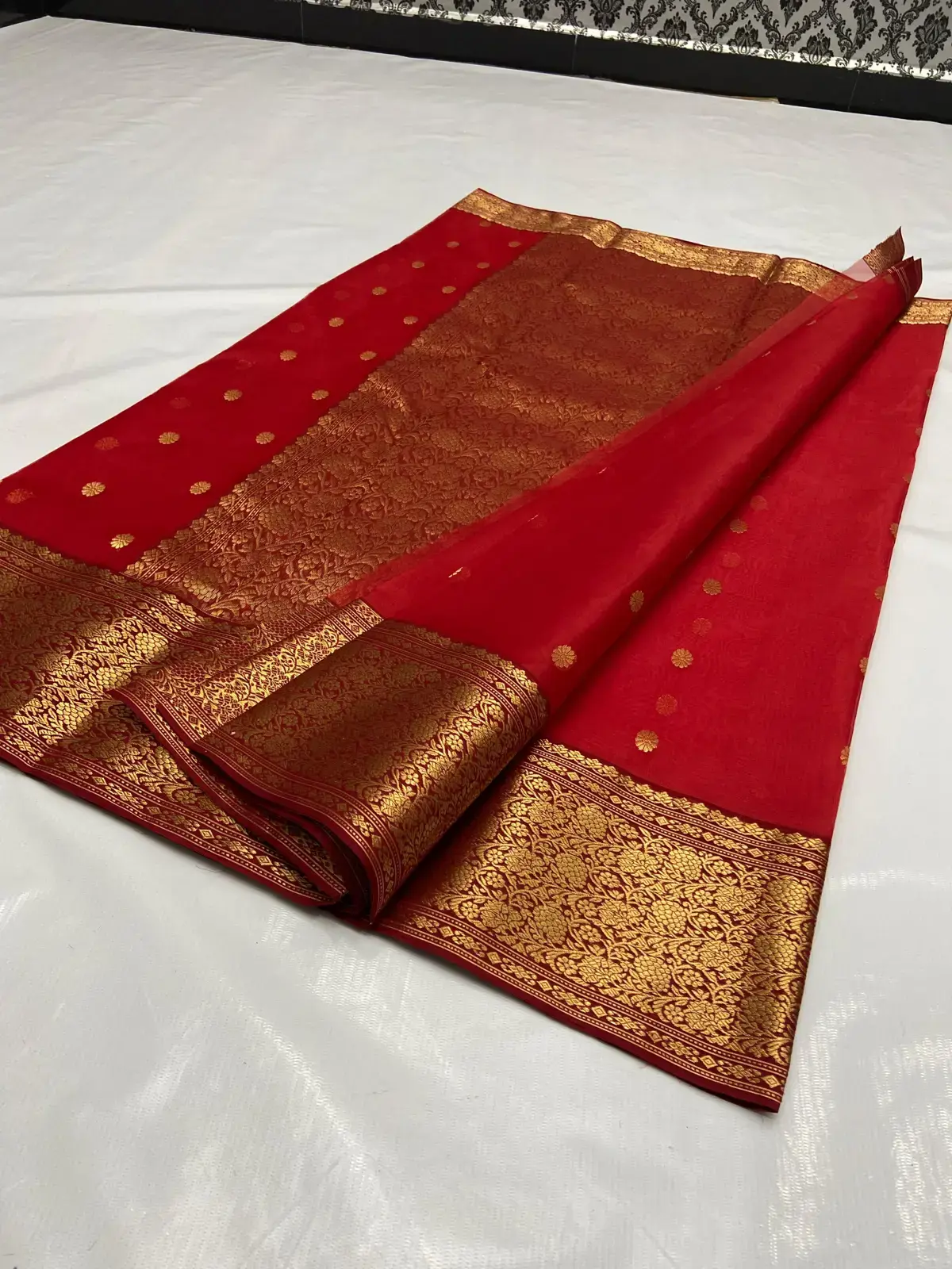Handwoven Crimson Red & Antique Gold Crimson Radiance with Antique Gold Zari Buttis and Border Kataan Silk - Authentic Chanderi Silk Saree Chanderi Saree - View 2