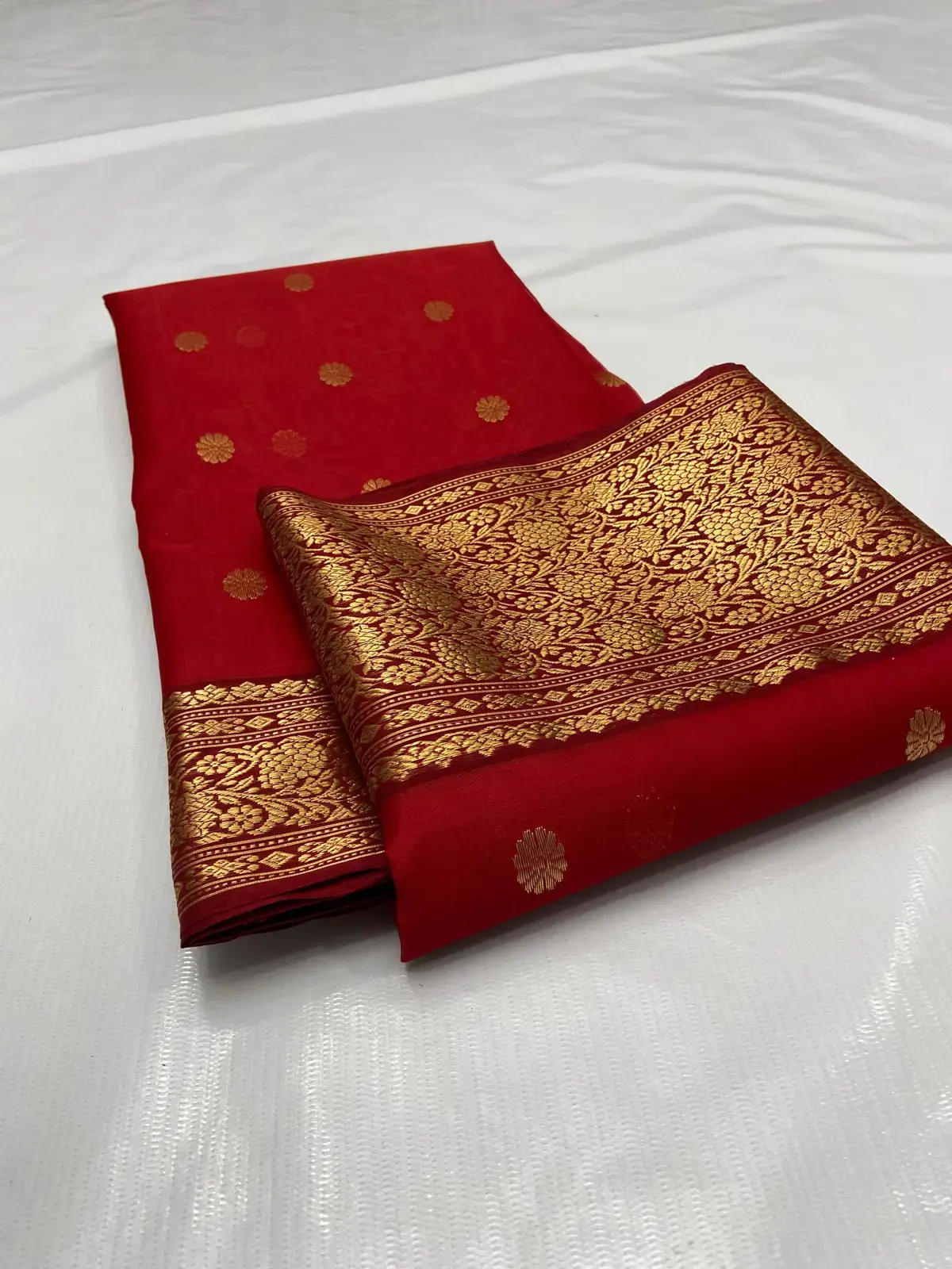 Handwoven Crimson Red & Antique Gold Crimson Radiance with Antique Gold Zari Buttis and Border Kataan Silk - Authentic Chanderi Silk Saree Chanderi Saree - View 4