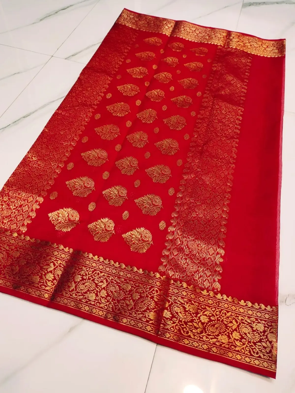 Handwoven Crimson Red with Antique Gold Zari Crimson Radiance with Opulent Gold Zari Buttis and Ornate Border Kataan Silk - Authentic Chanderi Silk Saree Chanderi Saree - View 5