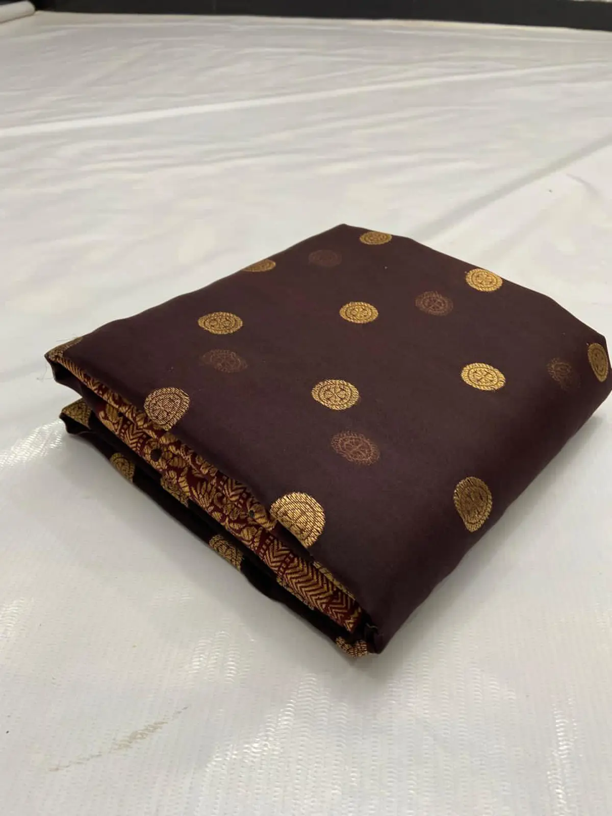Handwoven Deep Burgundy & Antique Gold Deep Burgundy with Antique Gold Zari Bootis and Floral Border Kataan Silk - Authentic Chanderi Silk Saree Chanderi Saree - View 2