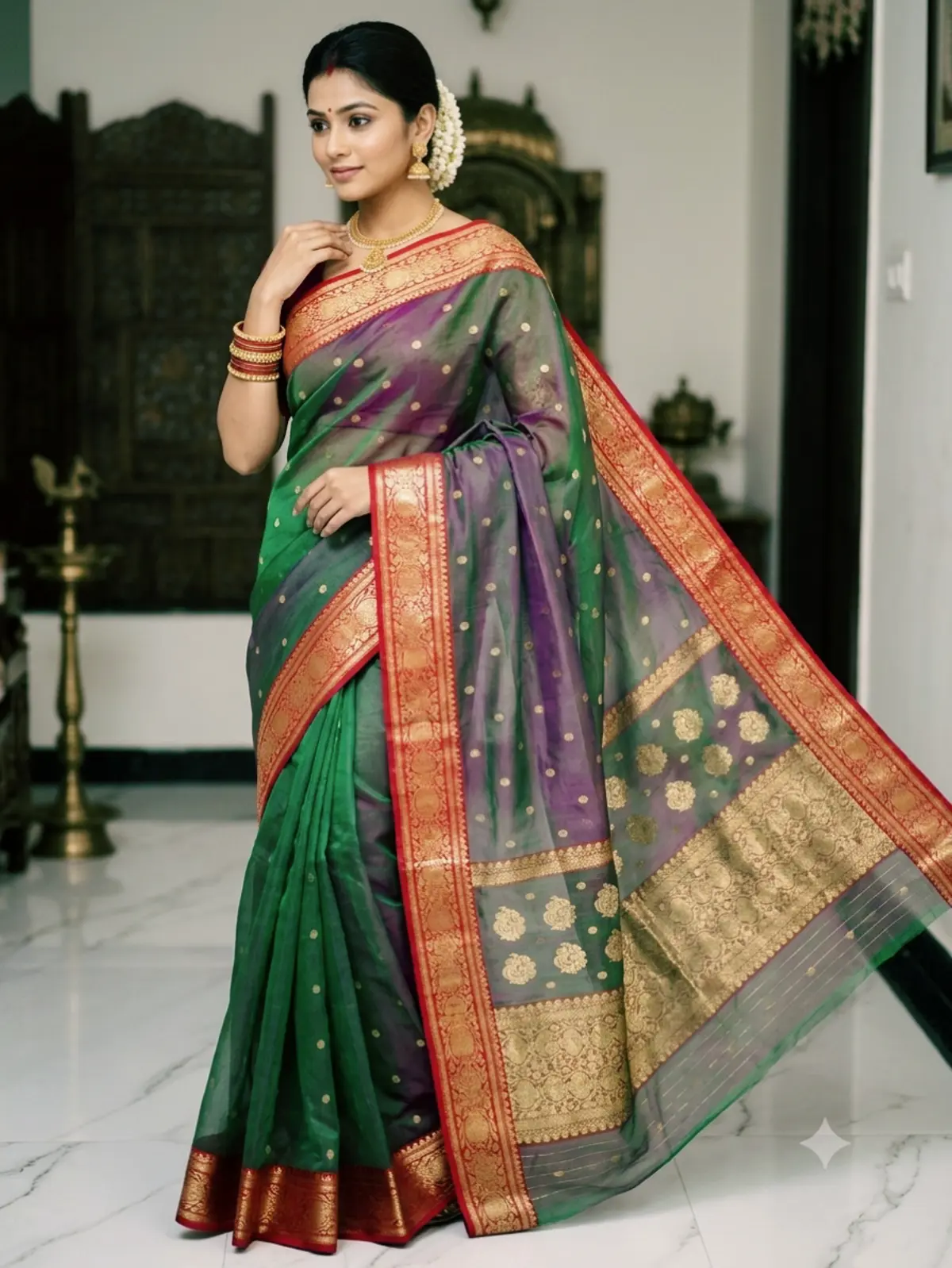 Handwoven Emerald Green Emerald Green with Royal Purple and Gold Zari Kataan Silk - Authentic Chanderi Silk Saree Chanderi Saree - View 1
