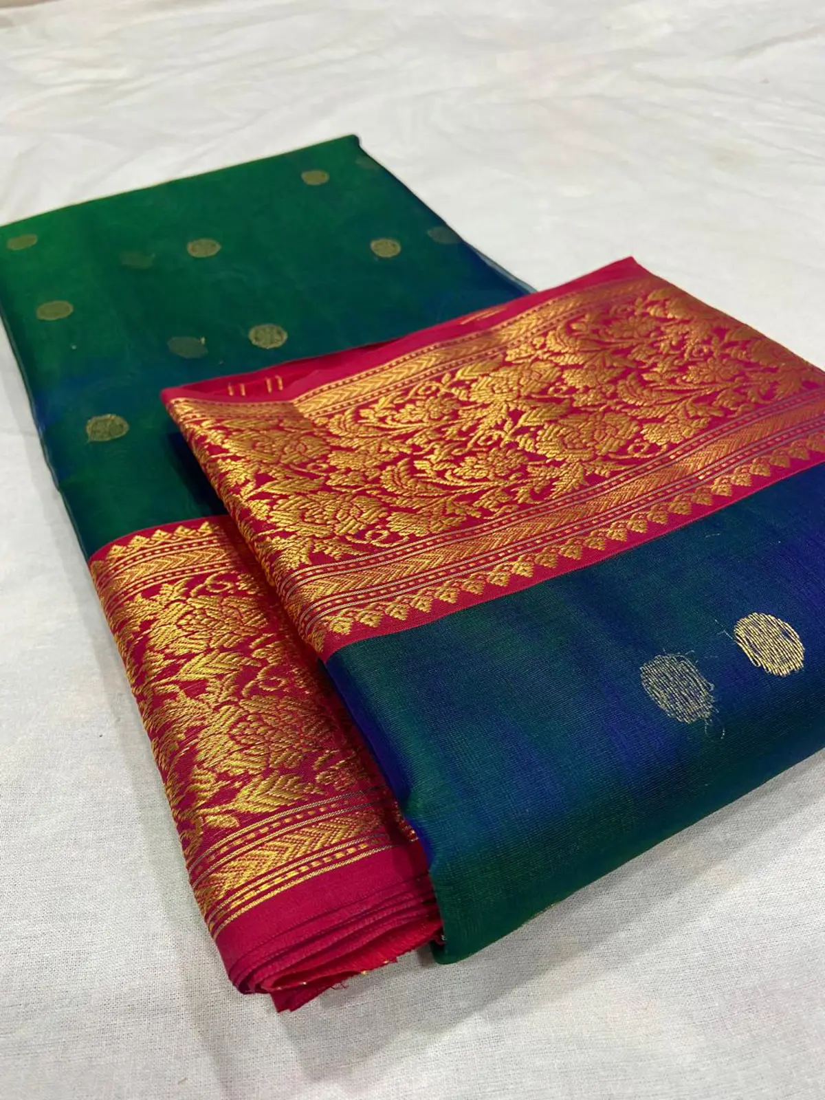 Handwoven Emerald Teal with Antique Gold Zari and Rani Pink Accents Emerald Teal with Opulent Gold Zari Floral Buti Kataan Silk - Authentic Chanderi Silk Saree Chanderi Saree - View 4