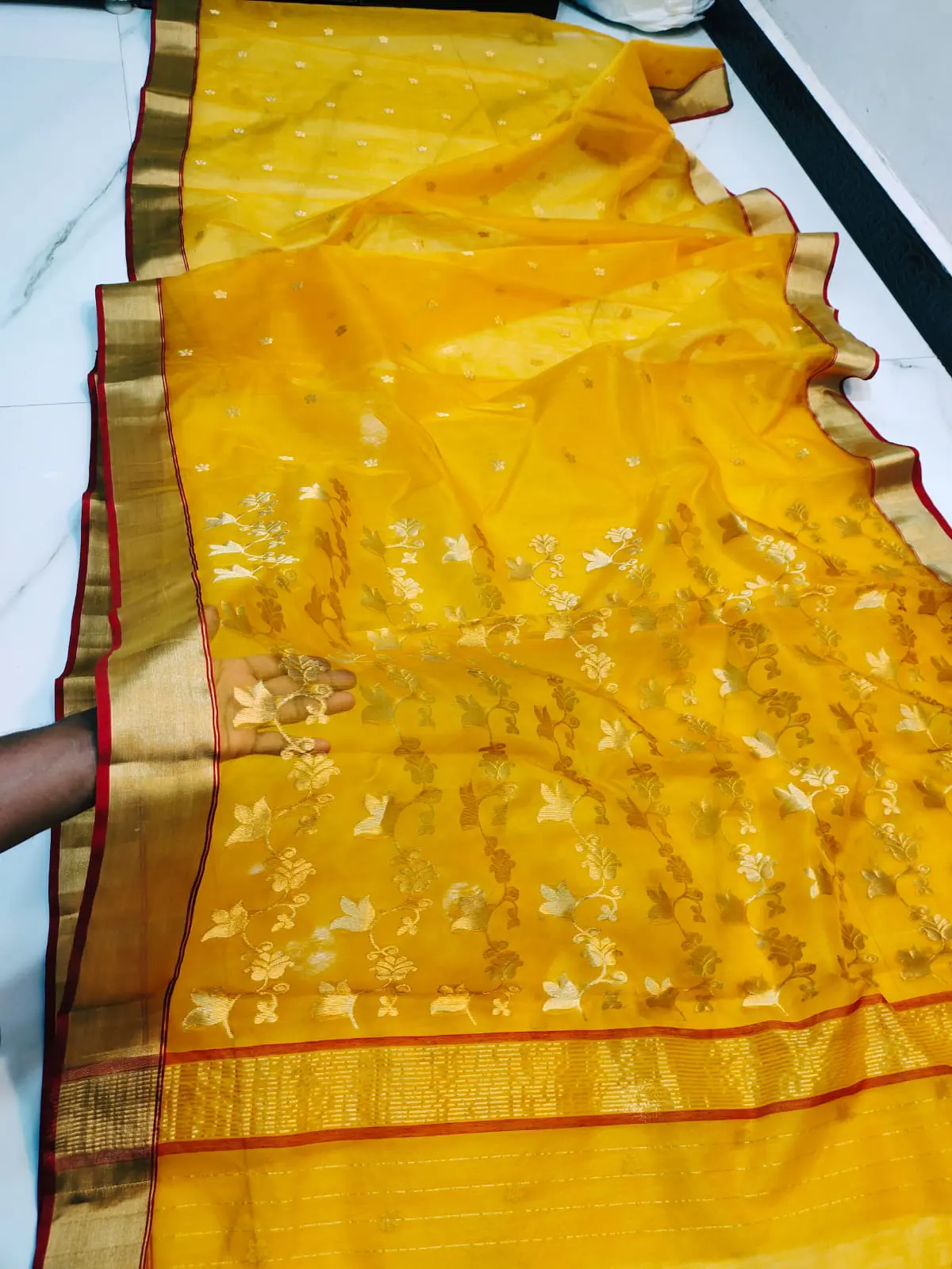 Emerald Verdant with Gilded Floral Jaal Kataan Silk - Handloom Chanderi Saree