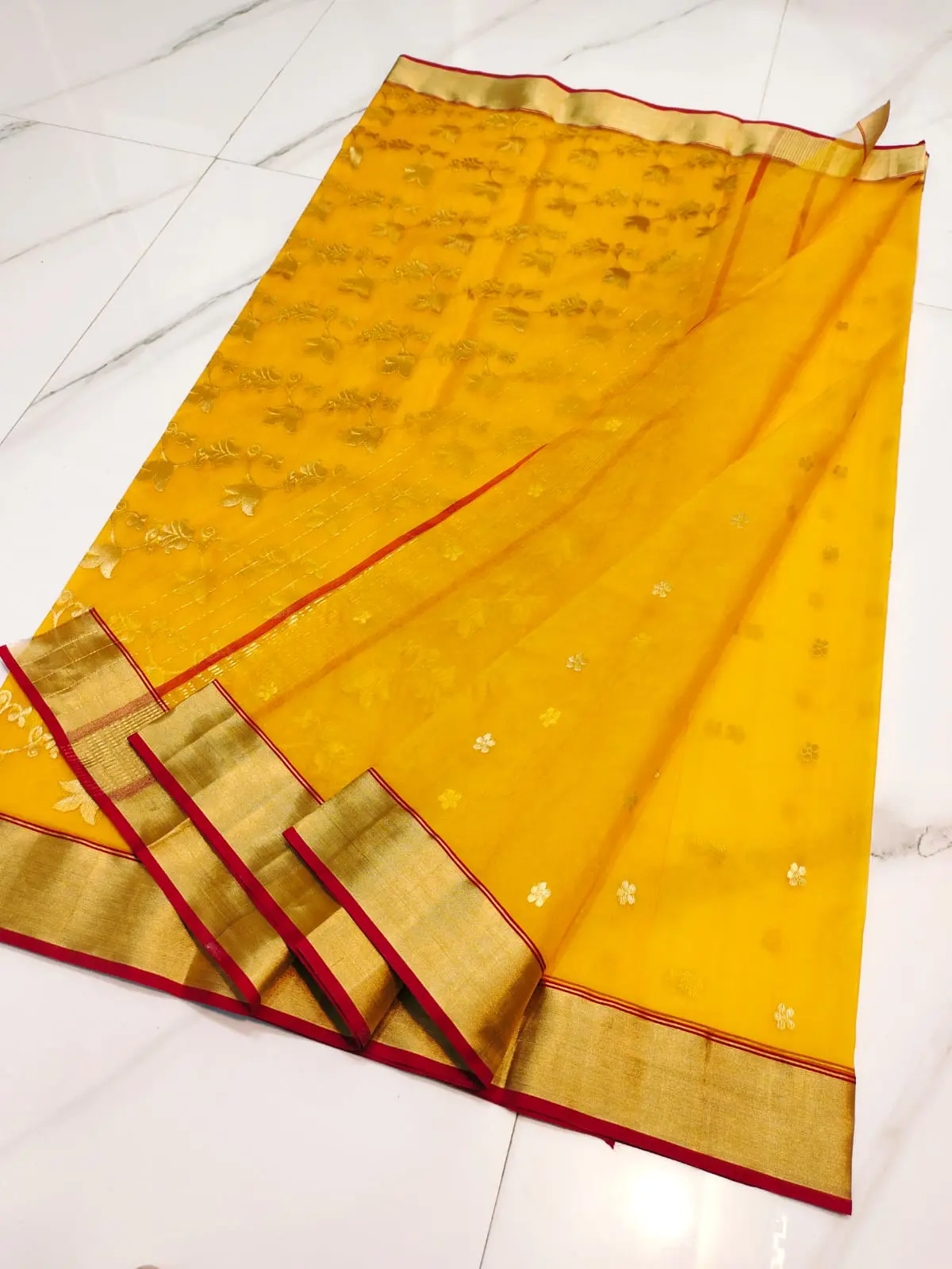 Handwoven Emerald Verdant & Gilded Gold Emerald Verdant with Gilded Floral Jaal Kataan Silk - Authentic Chanderi Silk Saree Chanderi Saree - View 5