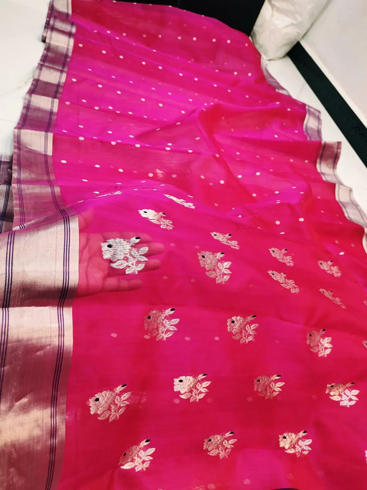 Handwoven Fuchsia & Silver Zari Fuchsia & Silver Zari Kataan Silk Saree - Authentic Chanderi Silk Saree Chanderi Saree - View 3