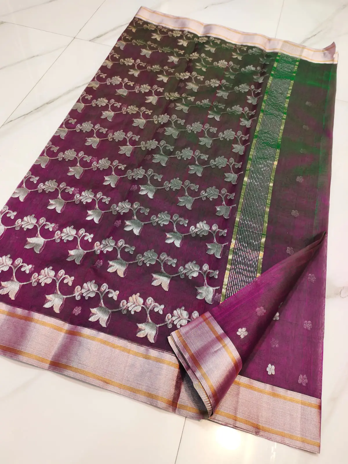 Handwoven Imperial Magenta with Silver and Antique Gold Zari Accents Imperial Magenta with Silver and Antique Gold Zari Accents Kataan Silk Saree - Authentic Chanderi Silk Saree Chanderi Saree - View 3