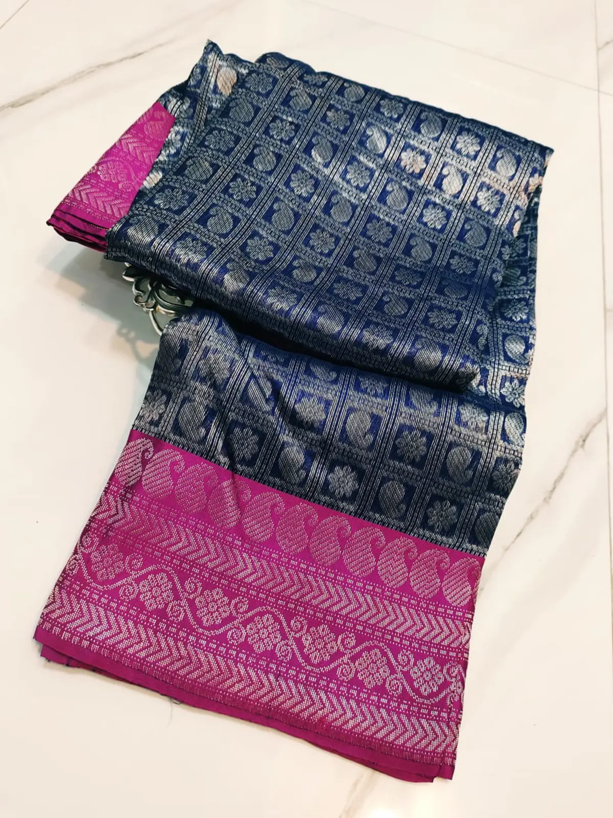 Handwoven Midnight Blue & Magenta Midnight Blue with Magenta Border Brocade Pattu Silk - Authentic Chanderi Silk Saree Chanderi Saree - View 5