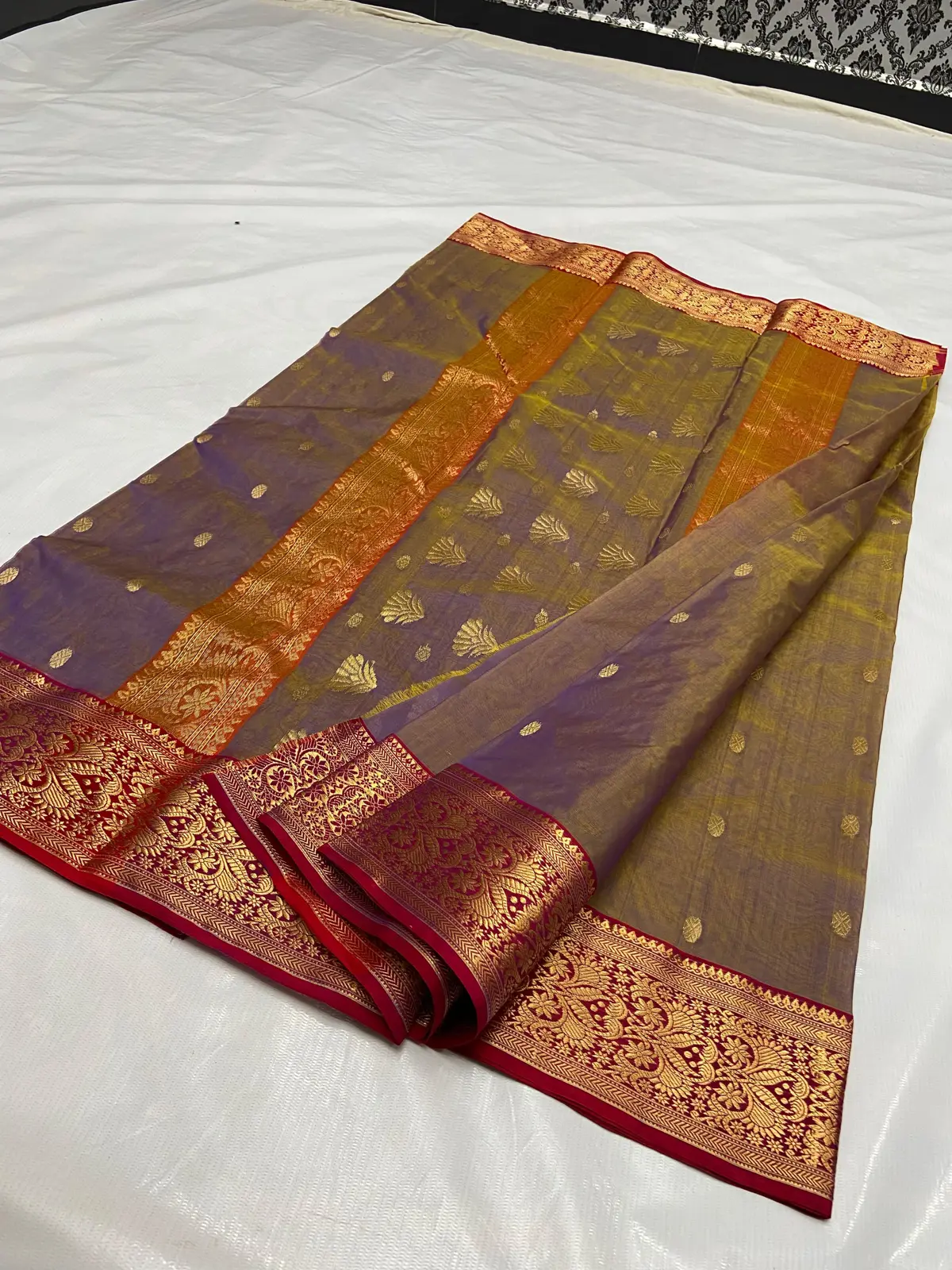 Handwoven Olive & Crimson Olive and Crimson with Intricate Gold Zari Kataan Silk - Authentic Chanderi Silk Saree Chanderi Saree - View 4