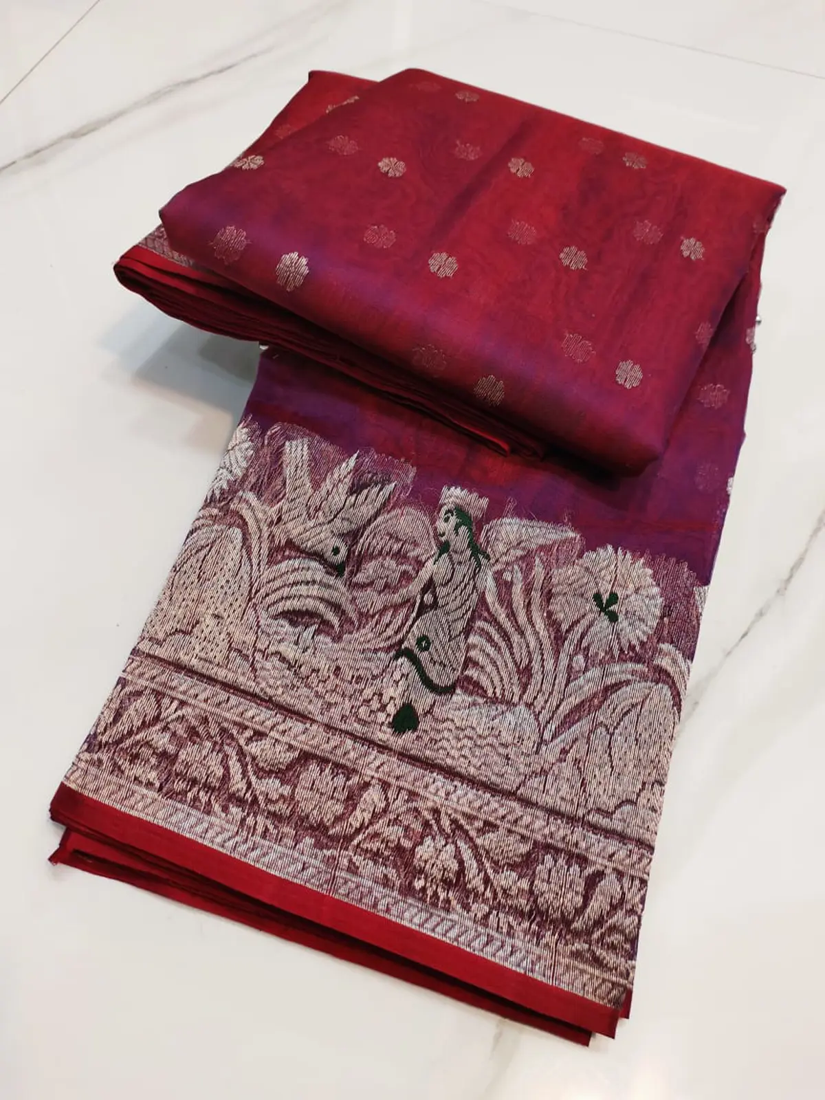 Handwoven Violet Ombre Violet with Peacock Zari Border Kataan Silk - Authentic Chanderi Silk Saree Chanderi Saree - View 5