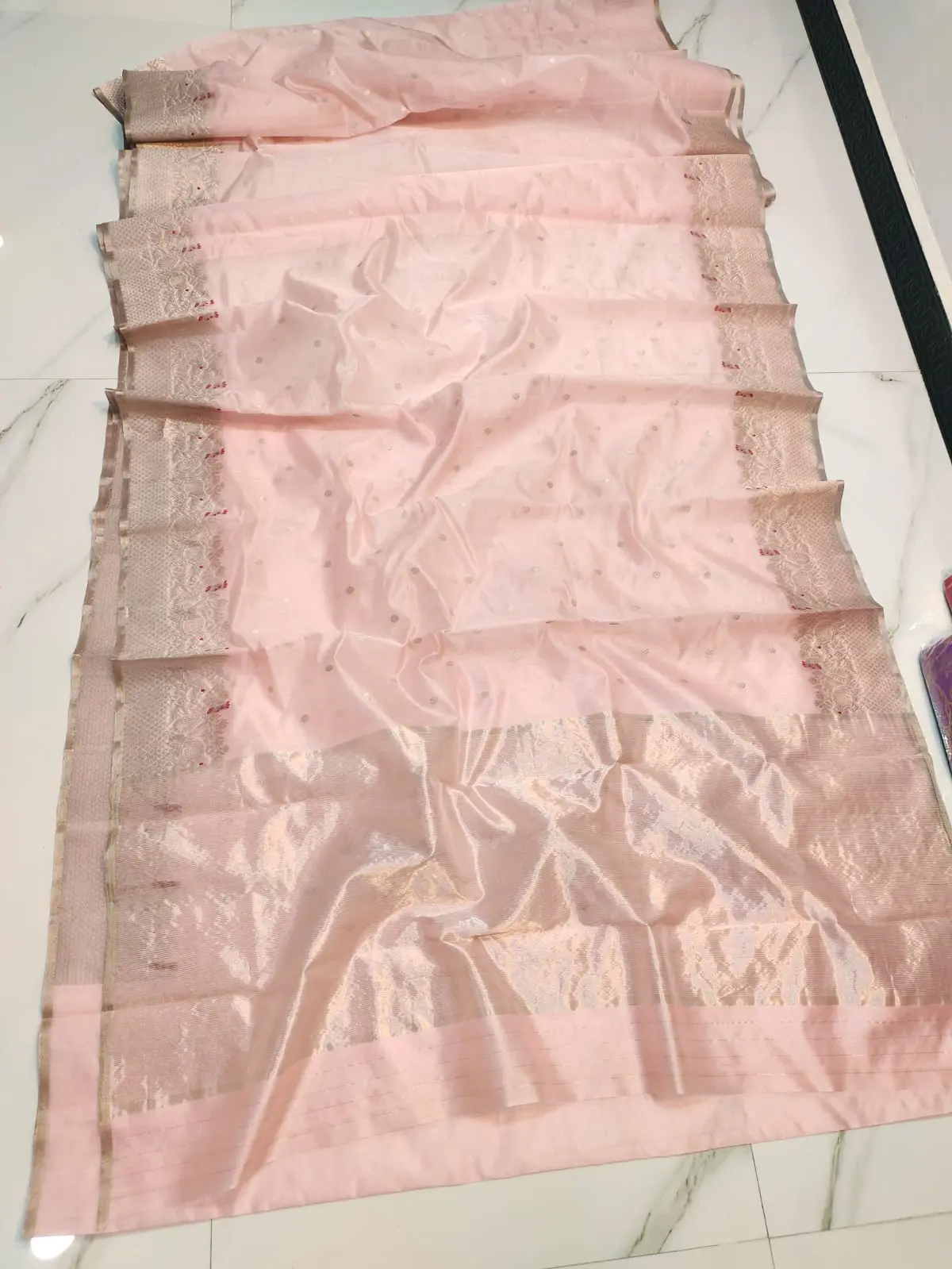 Handwoven Petal Pink & Antique Silver Petal Pink & Antique Silver Pattu Silk Saree - Authentic Chanderi Silk Saree Chanderi Saree - View 2