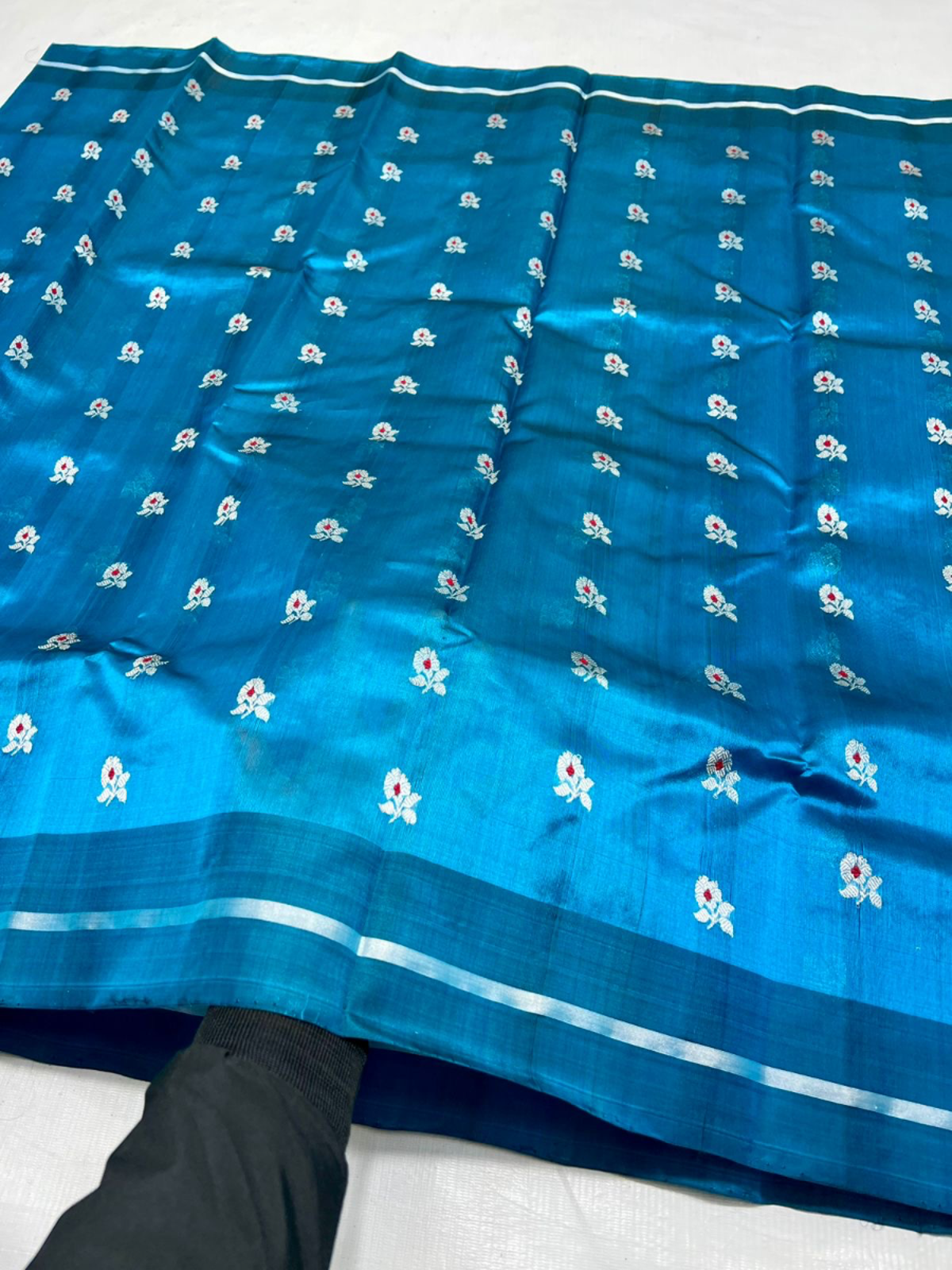 Handwoven Radiant Teal Blue Pure Pattu Silk Saree - Authentic Chanderi Silk Saree Chanderi Saree - View 1