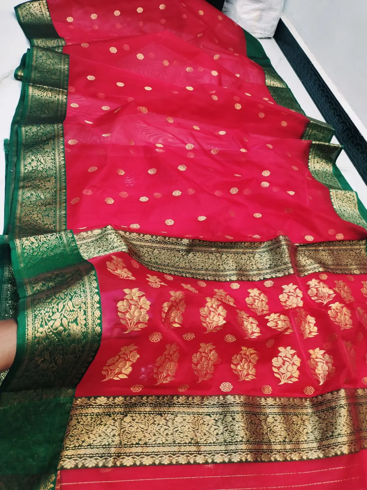 Rani Pink with Gold Floral Booti Kataan Silk - Handloom Chanderi Saree