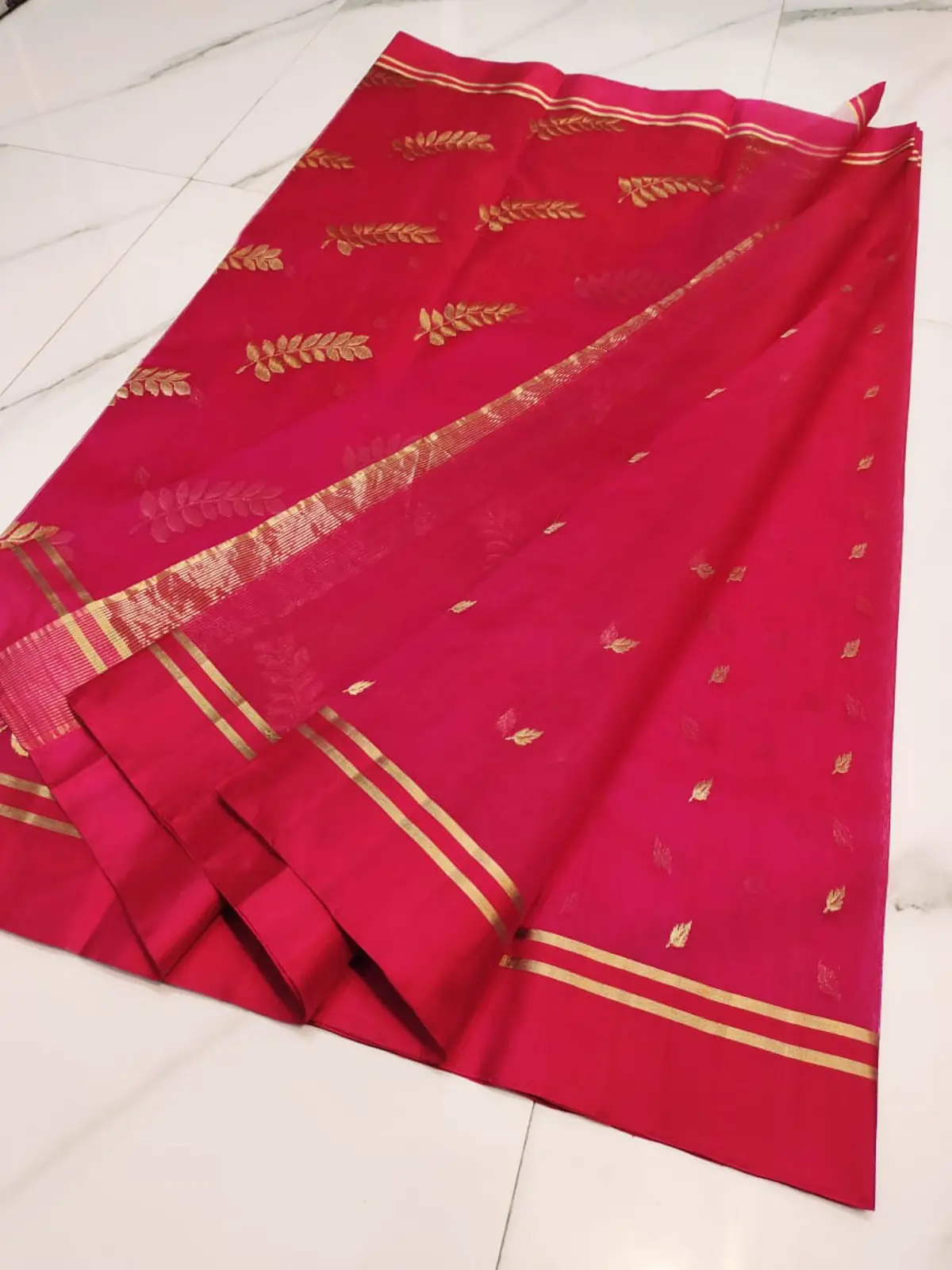 Handwoven Rani Pink Rani Pink with Golden Leaf Motifs Kataan Silk - Authentic Chanderi Silk Saree Chanderi Saree - View 5