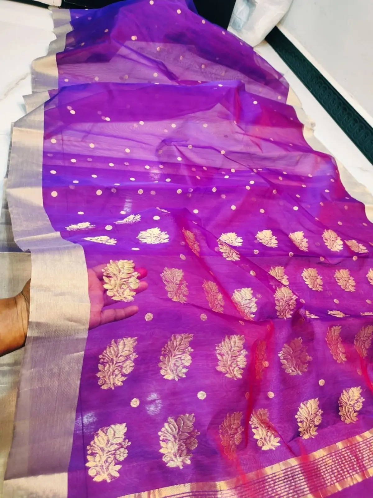 Handwoven Regal Amethyst with Gilded Gold Regal Amethyst with Gilded Gold Kataan Silk Saree - Authentic Chanderi Silk Saree Chanderi Saree - View 2