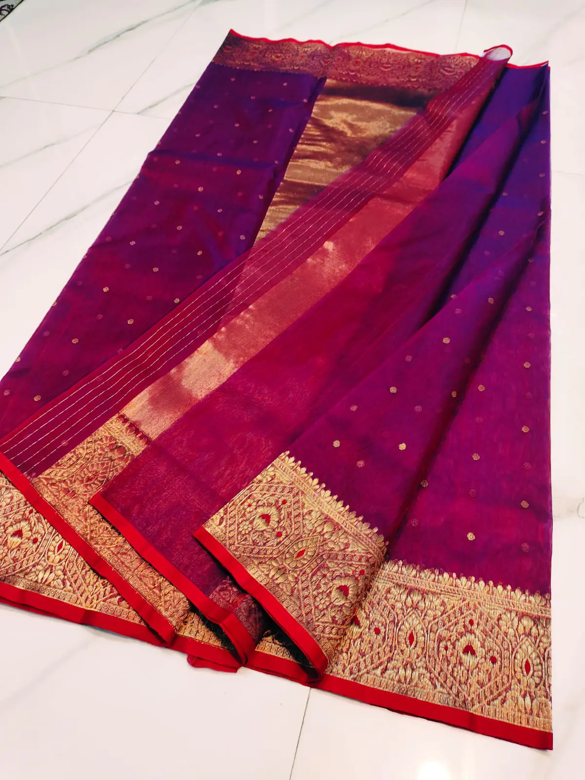 Handwoven Regal Fuchsia & Opulent Gold Regal Fuchsia with Opulent Gold Zari Booti and Brocade Border Kataan Silk - Authentic Chanderi Silk Saree Chanderi Saree - View 5