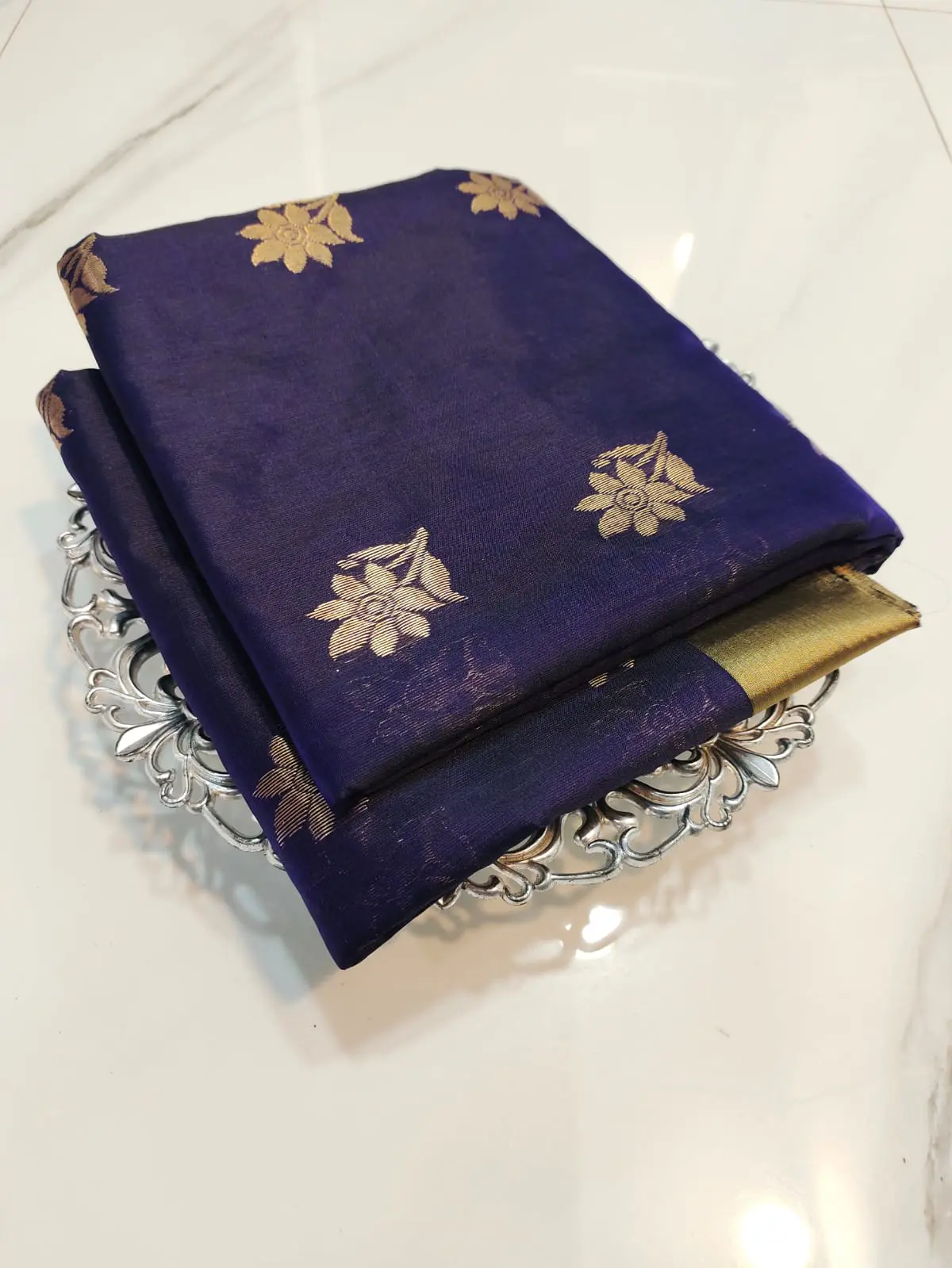 Handwoven Regal Indigo & Antique Gold Regal Indigo with Antique Gold Floral Buttis and Zari Border Pattu Silk - Authentic Chanderi Silk Saree Chanderi Saree - View 3