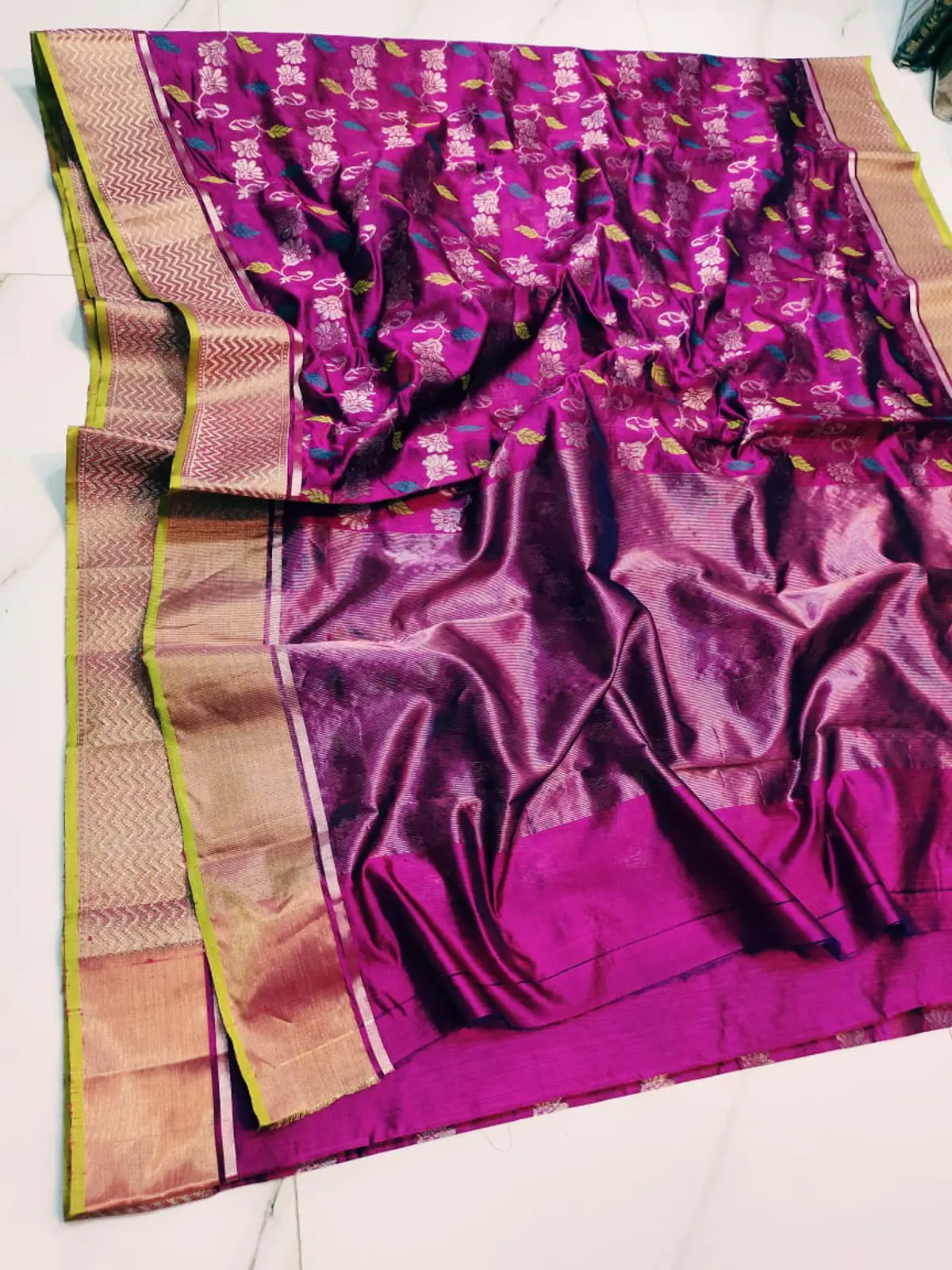 Handwoven Regal Magenta & Antique Gold Regal Magenta & Antique Gold Pattu Silk Saree - Authentic Chanderi Silk Saree Chanderi Saree - View 3