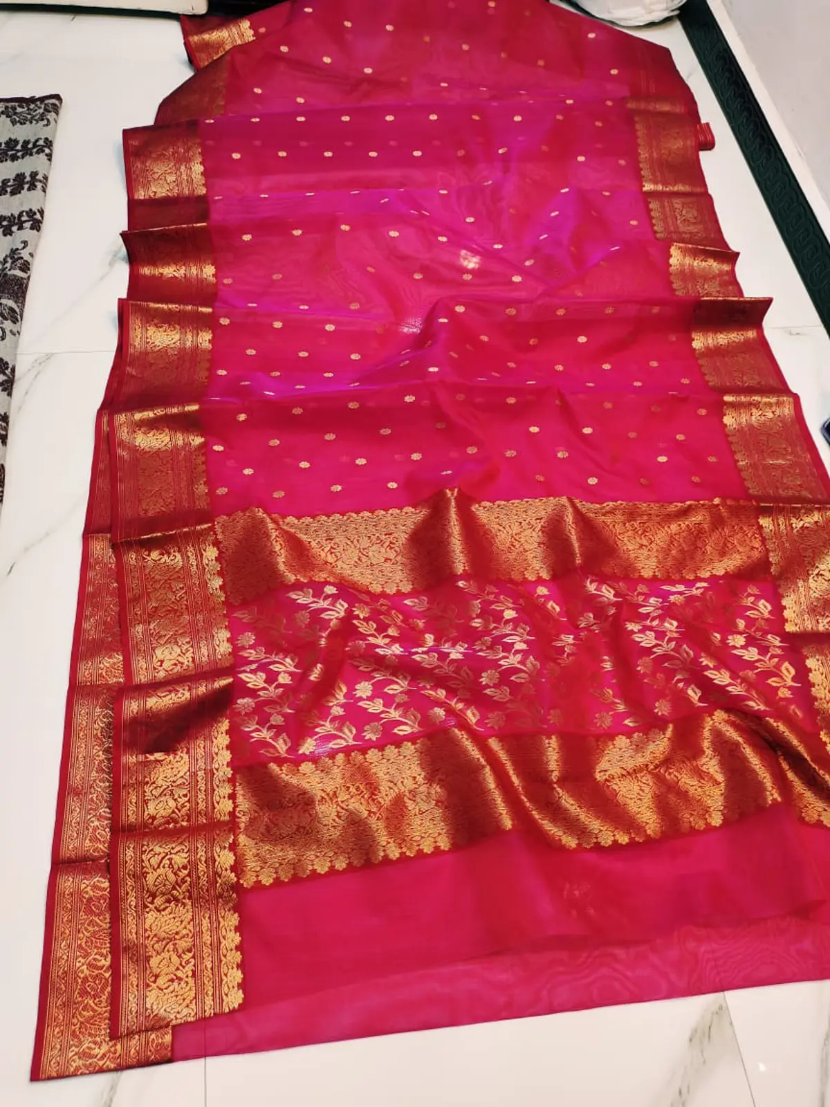Handwoven Rose Quartz & Antique Gold Rose Quartz with Dual-Tone Zari Bootis and Chevron Border Kataan Silk - Authentic Chanderi Silk Saree Chanderi Saree - View 3
