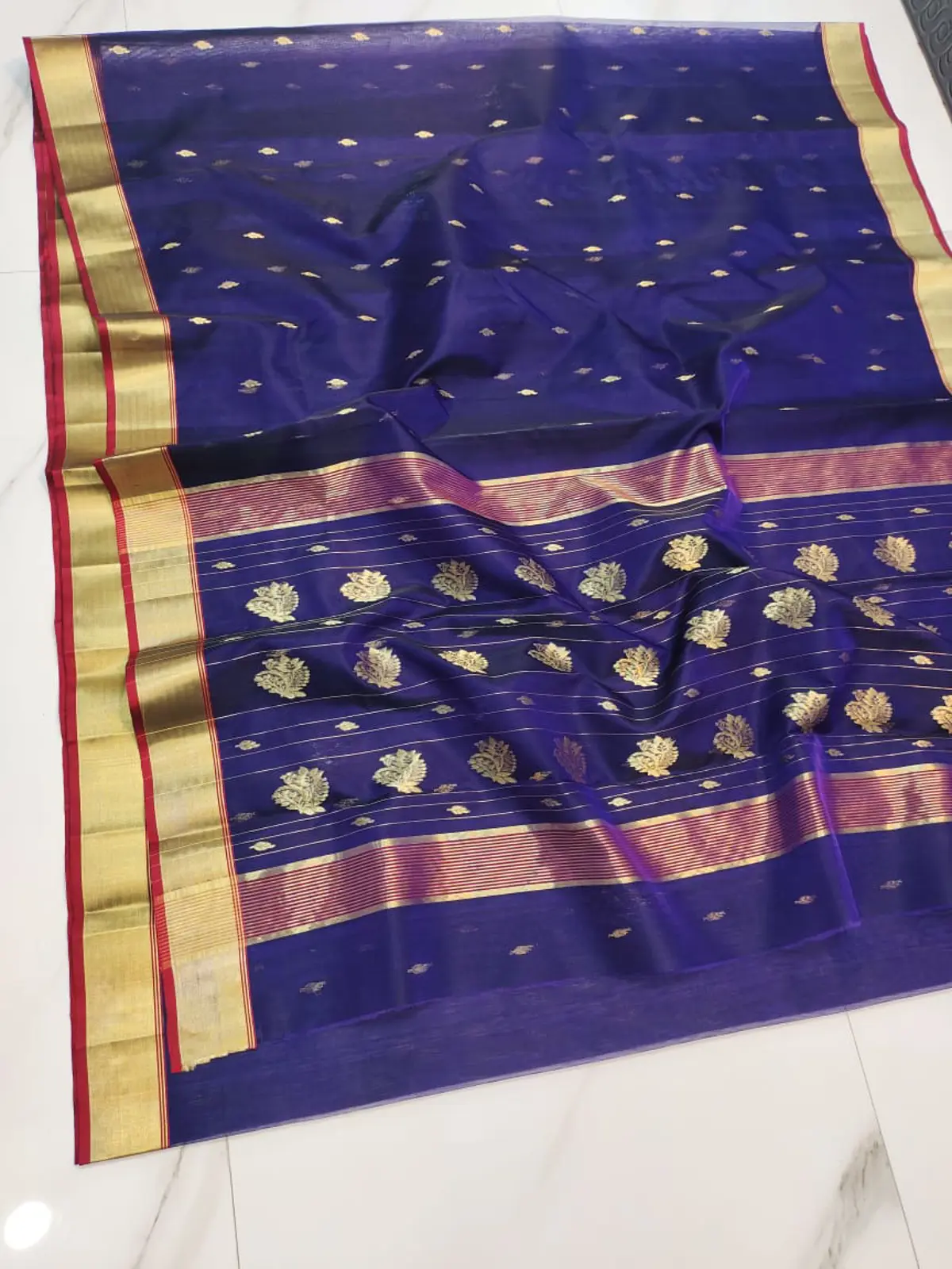 Handwoven Royal Blue Royal Blue with Gold Zari Leaf Motifs Kataan Silk - Authentic Chanderi Silk Saree Chanderi Saree - View 2