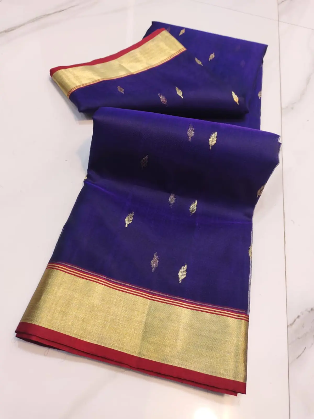 Handwoven Royal Blue Royal Blue with Gold Zari Leaf Motifs Kataan Silk - Authentic Chanderi Silk Saree Chanderi Saree - View 5