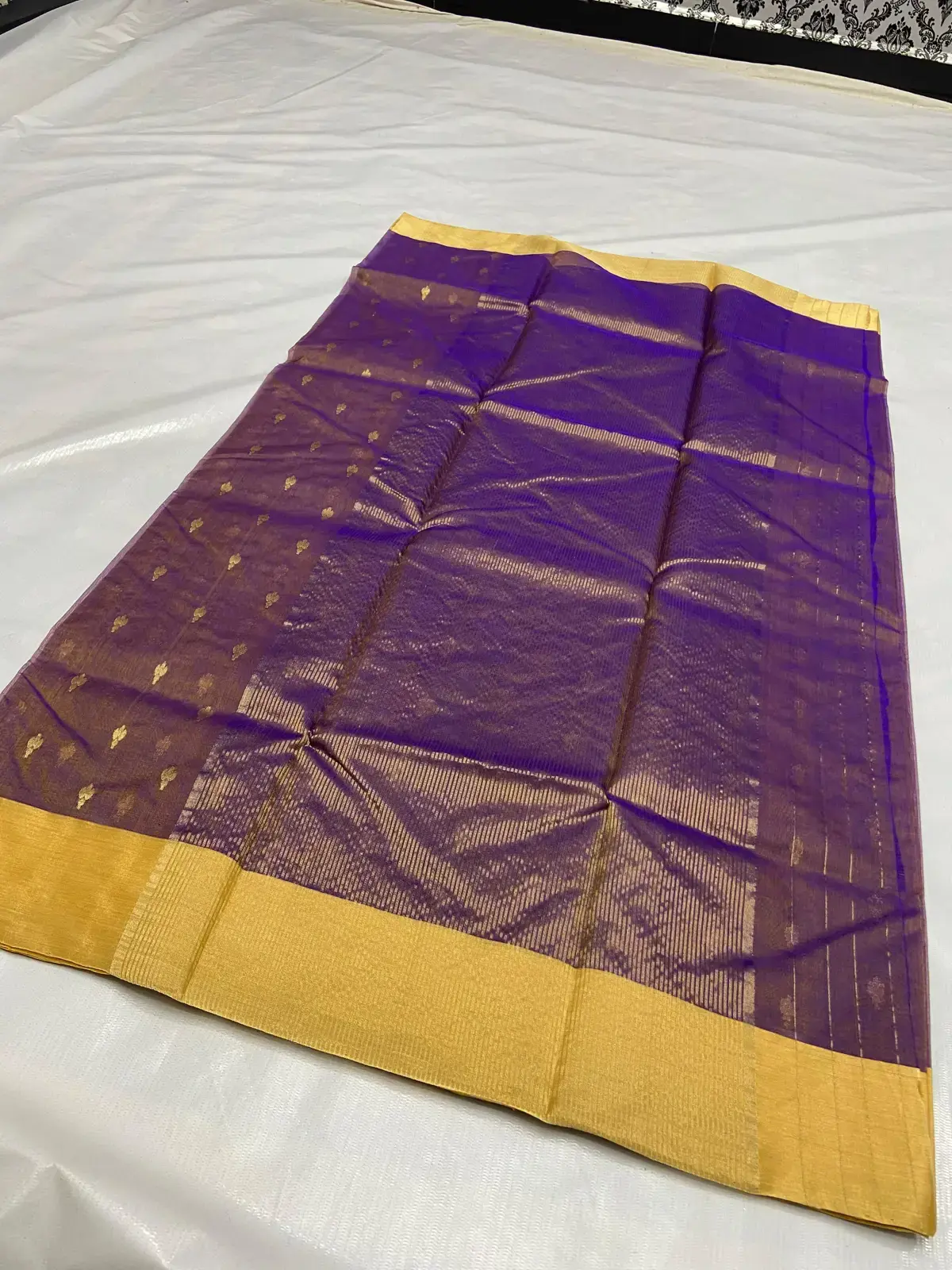 Handwoven Royal Plum & Burnished Gold Royal Plum with Burnished Gold Buti Chanderi Saree - Authentic Chanderi Silk Saree Chanderi Saree - View 2