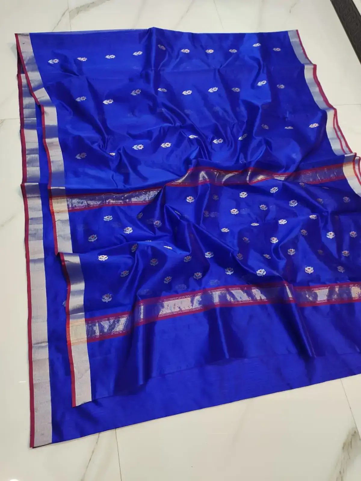 Handwoven Royal Sapphire with Sterling Silver & Crimson Accents Royal Sapphire with Sterling Silver and Crimson Accents Katan Silk Saree - Authentic Chanderi Silk Saree Chanderi Saree - View 2
