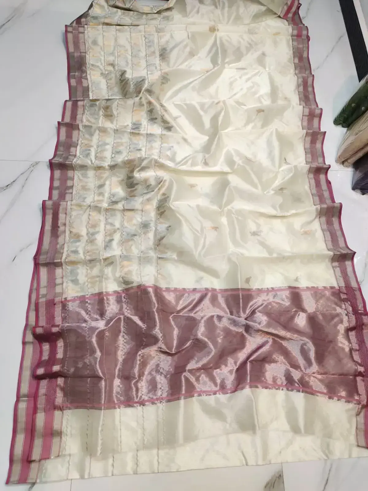Handwoven Creamy Shimmering Ivory and Mauve Pure Pattu Silk Saree - Authentic Chanderi Silk Saree Chanderi Saree