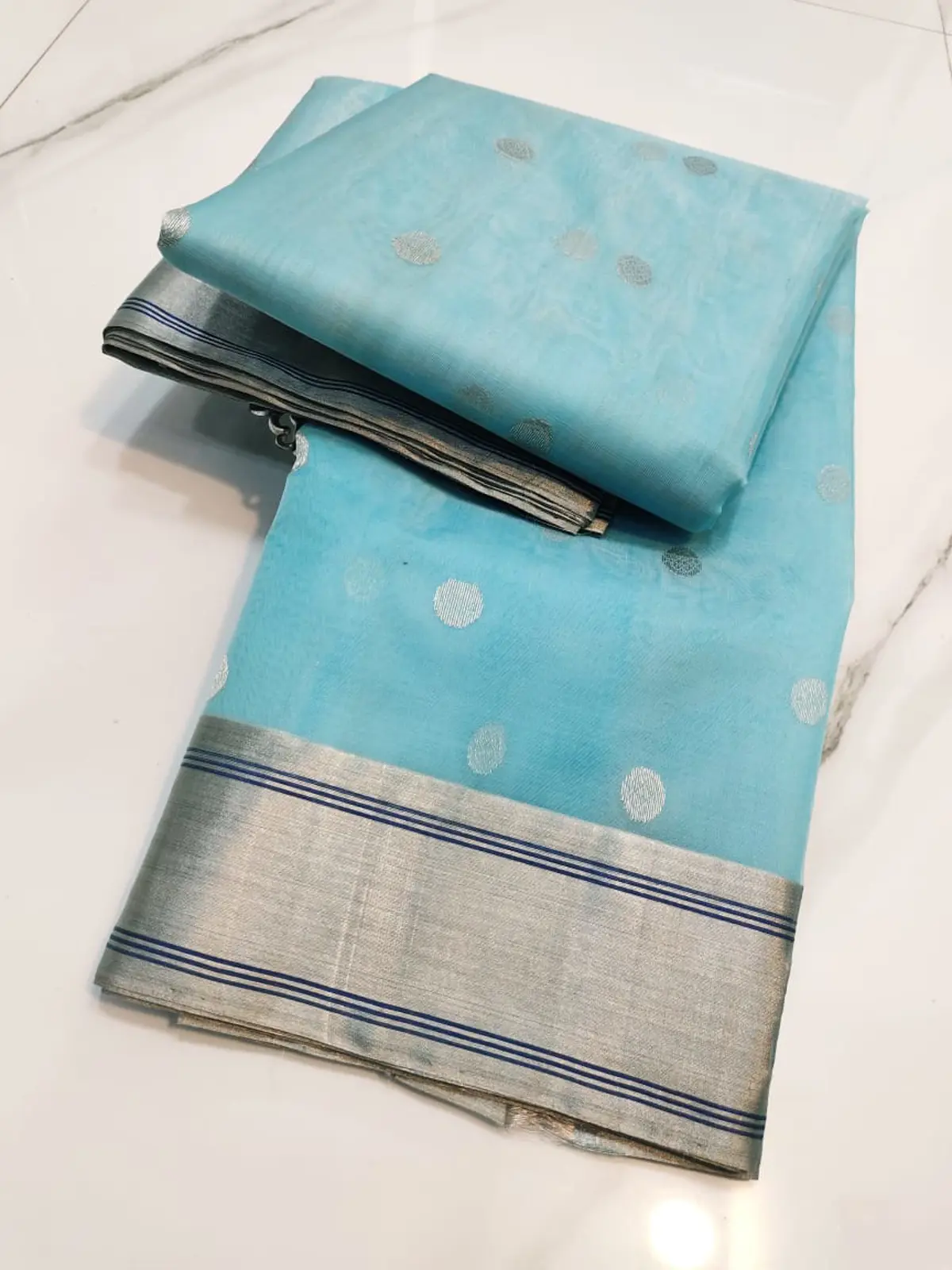 Handwoven Sky Blue & Silver Sky Blue with Silver Booti Kataan Silk - Authentic Chanderi Silk Saree Chanderi Saree - View 5