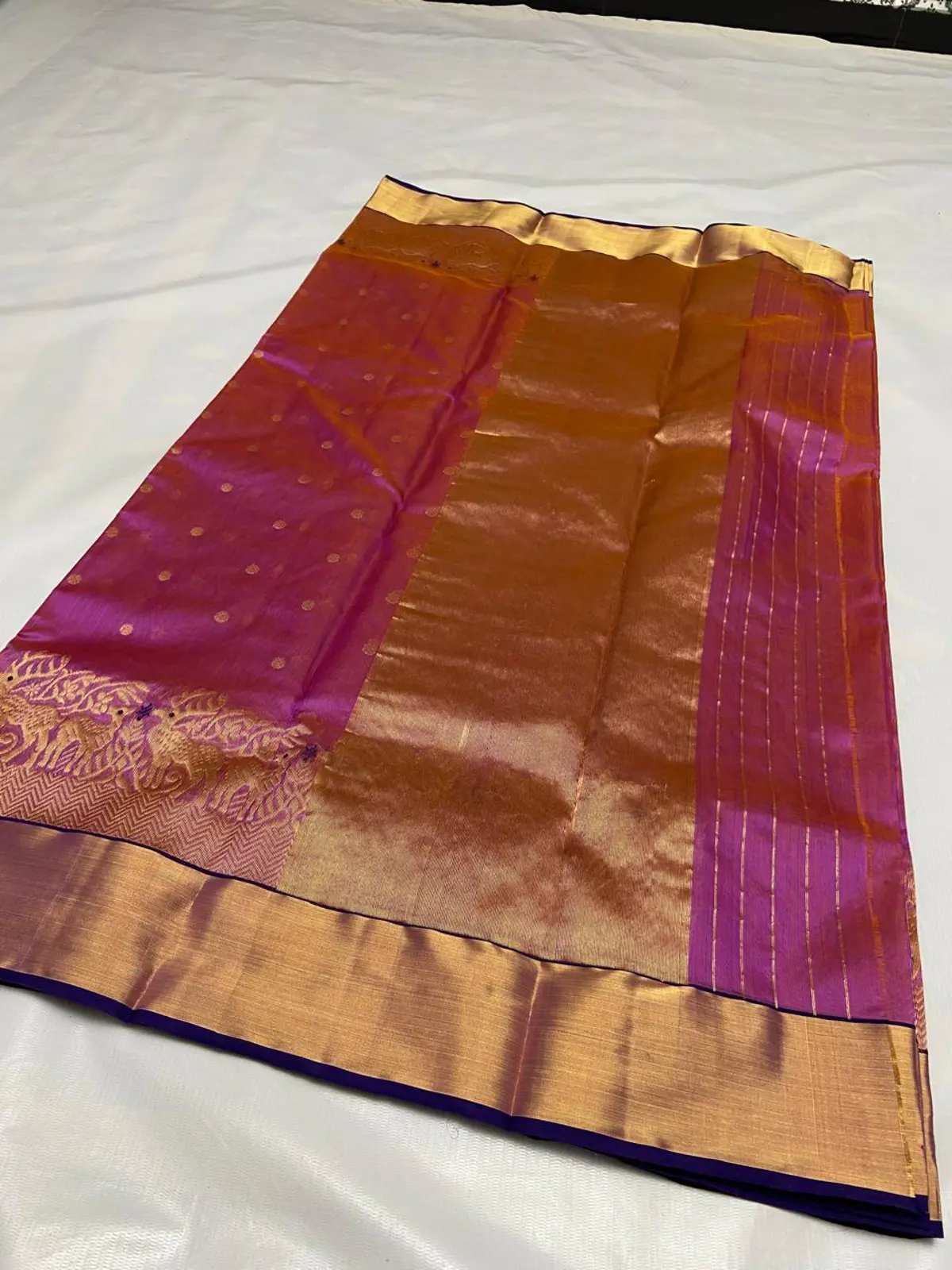 Handwoven Sunset Ember & Fuchsia with Gold Zari Sunset Ember and Fuchsia with Intricate Temple Zari Border Pattu Silk - Authentic Chanderi Silk Saree Chanderi Saree - View 2