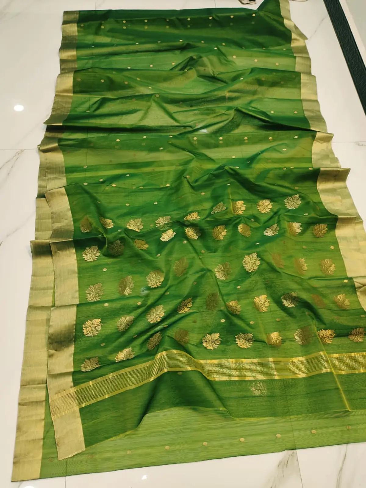 Handwoven Verdant Emerald with Gilded Zari Verdant Emerald with Gilded Zari Kataan Silk Saree - Authentic Chanderi Silk Saree Chanderi Saree - View 1